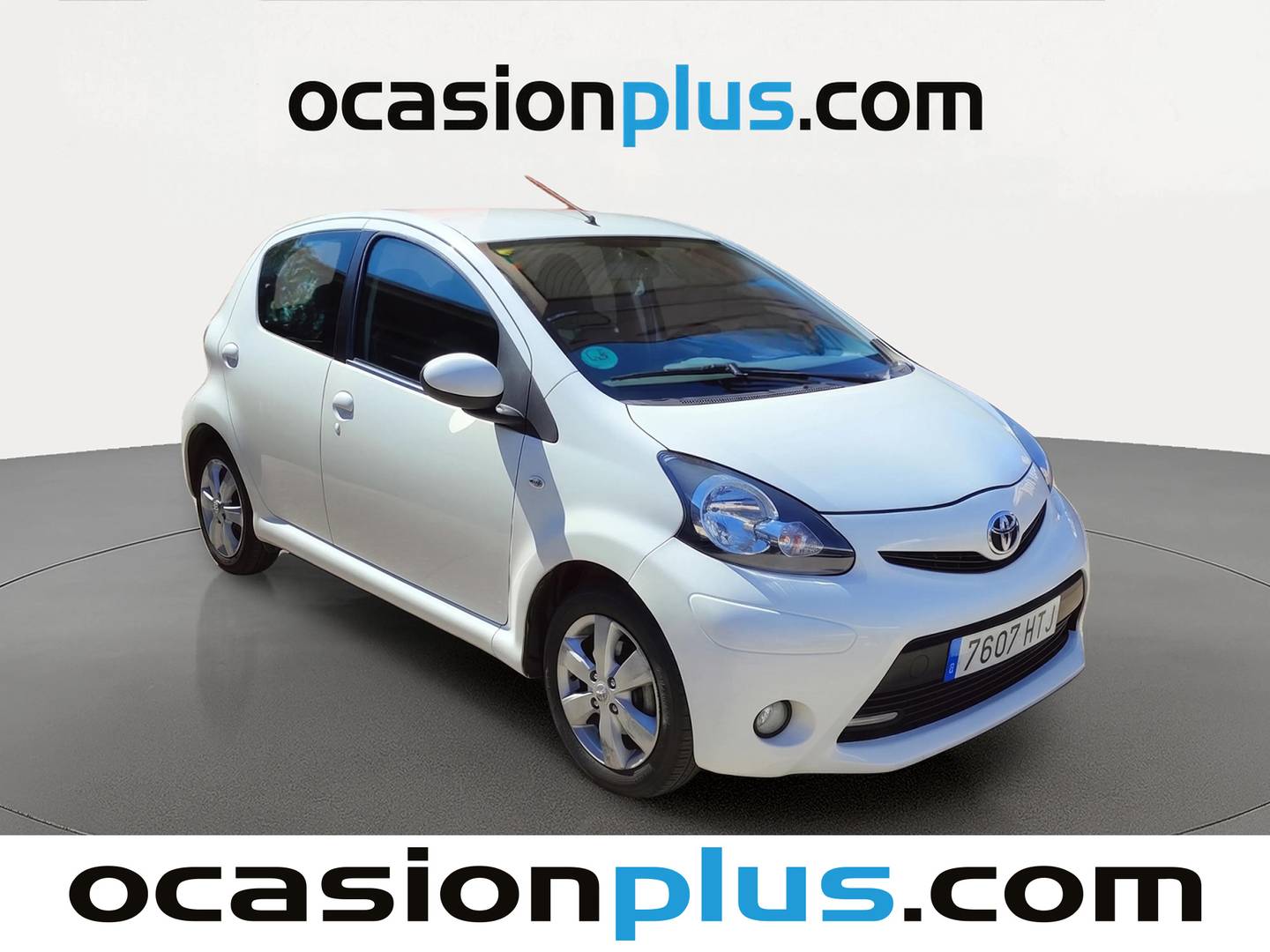 Foto delantera Toyota Aygo Toyota Aygo 70 City (68 CV) derecha