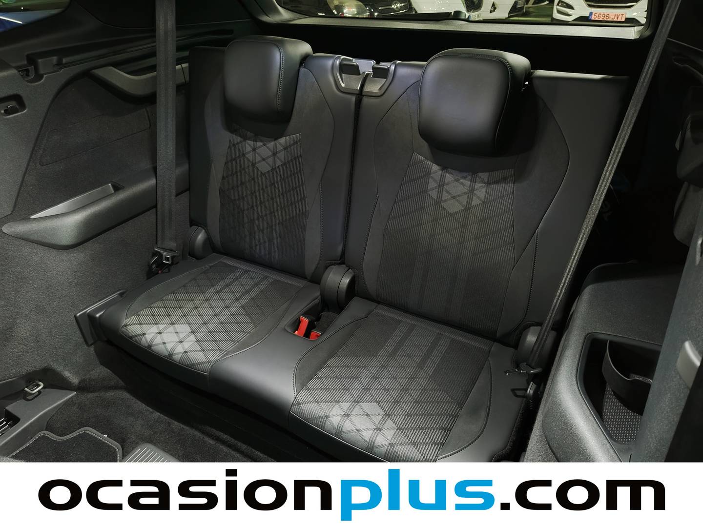 Extras y acabados del Volkswagen Tayron Volkswagen Tayron R-Line 1.5 eTSI  (150 CV) DSG