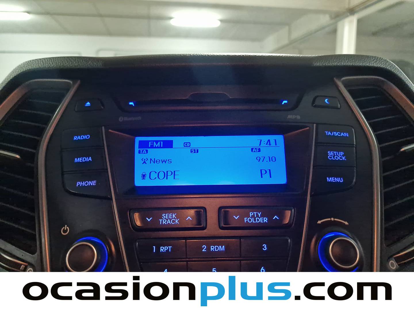 Foto Hyundai Santa Fe Hyundai Santa Fe 2.0 CRDI Stadt Sky 4x2 7S (150 CV) 7 Plazas