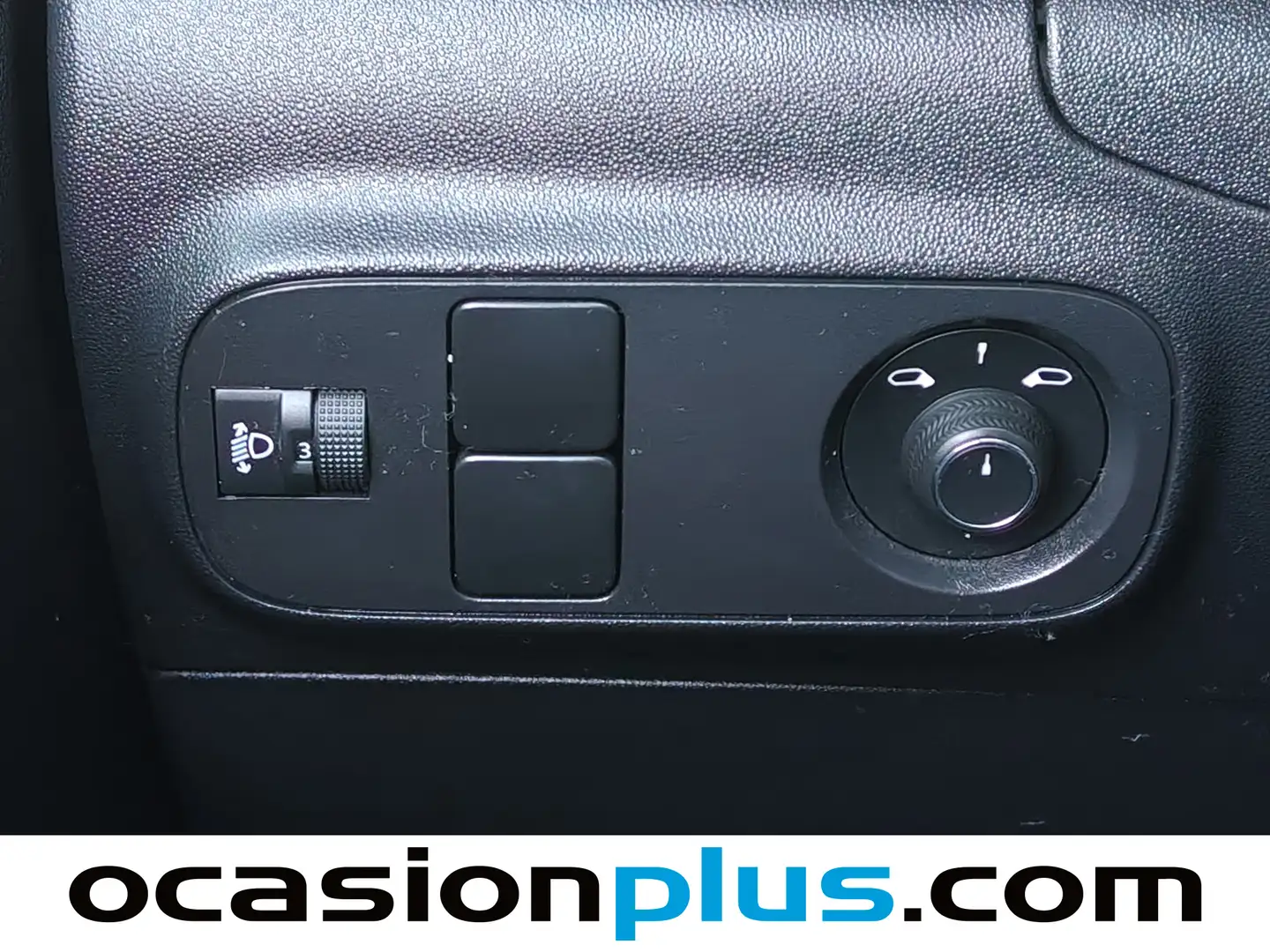 Foto Citroën C3 Citroen C3 BlueHDi 100 S&S Plus (102 CV)