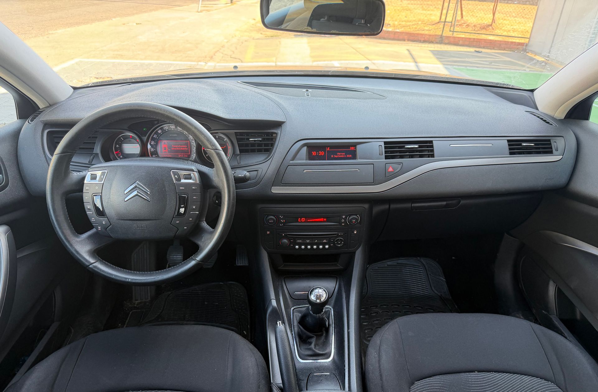 Citroën C5 1.6 HDi Business - foto 6