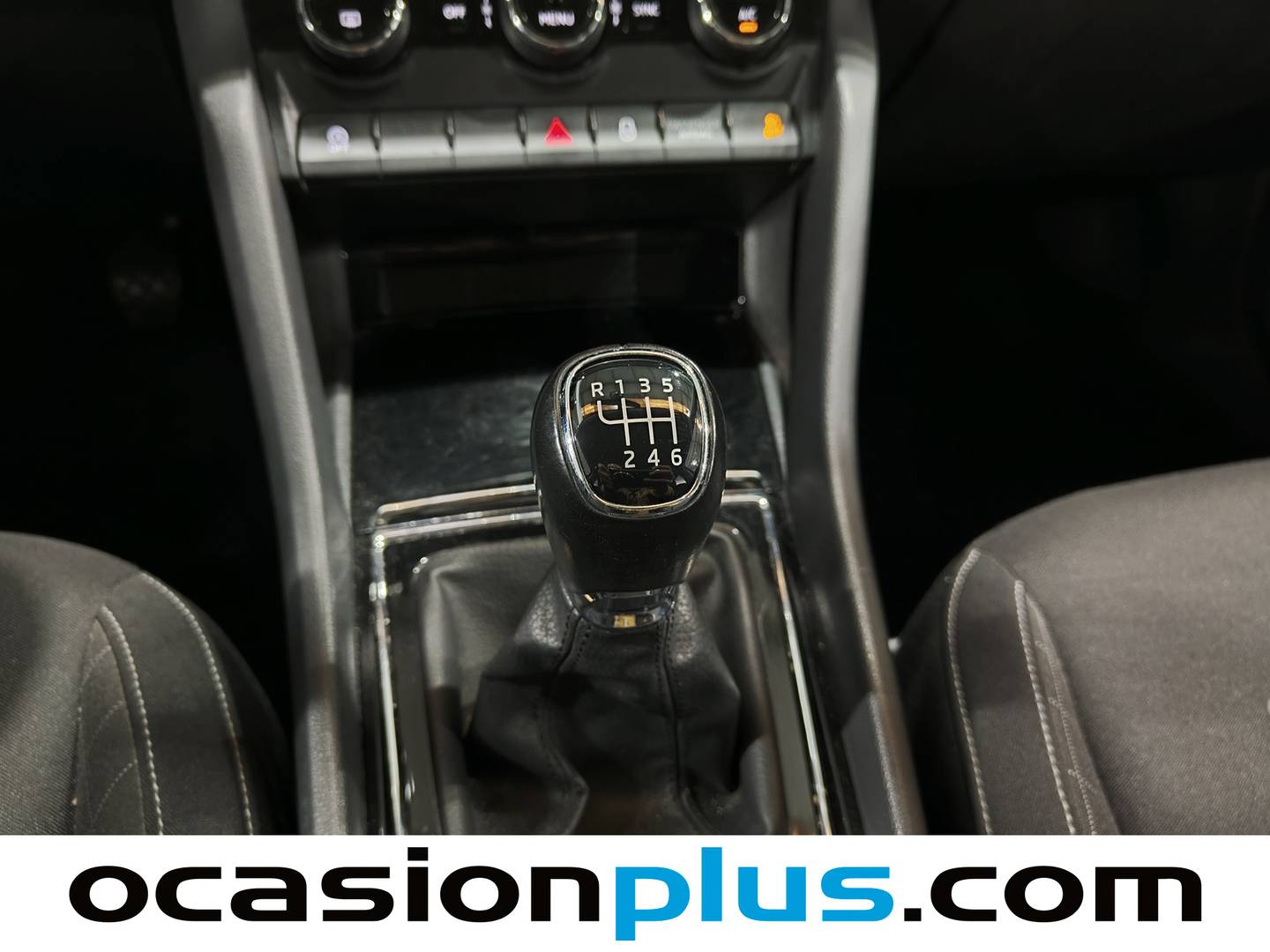 Skoda Karoq Skoda Karoq 1.6 TDI Ambition (115 CV) de segunda mano