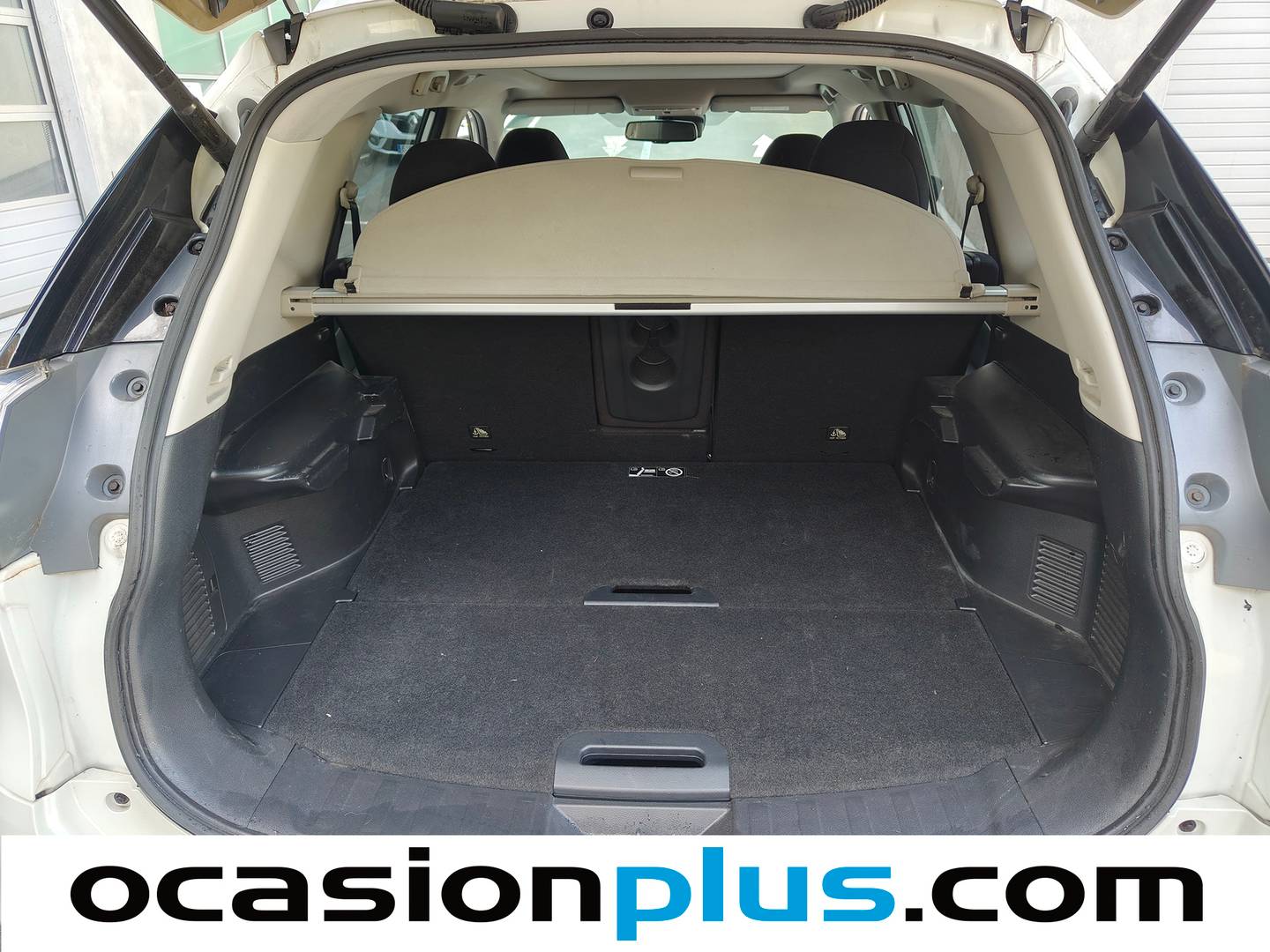 Fotos maletero Nissan X-TRAIL Nissan X-Trail 1.6 dCi 360 (130 CV)