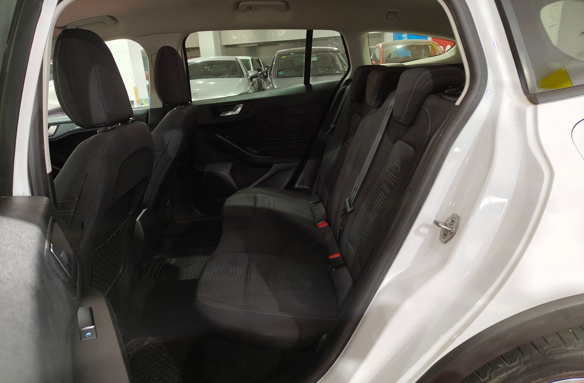 Ford Focus SportBreak 1.5 EcoBlue Active - foto 16