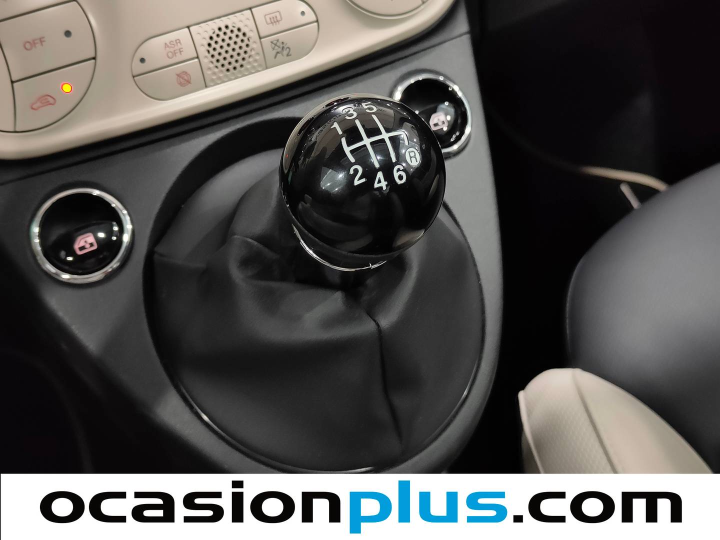 Fiat 500 Fiat 500 1.0 Hybrid Dolcevita (70 CV) de segunda mano