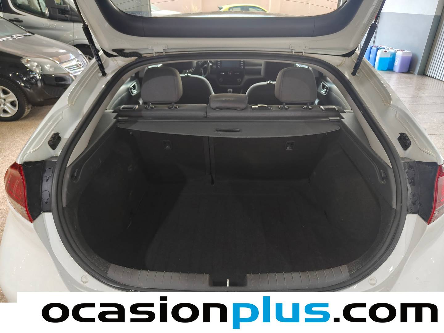 Fotos maletero Hyundai IONIQ Hyundai Ioniq 1.6 GDI HEV Klass LE DT (141 CV)