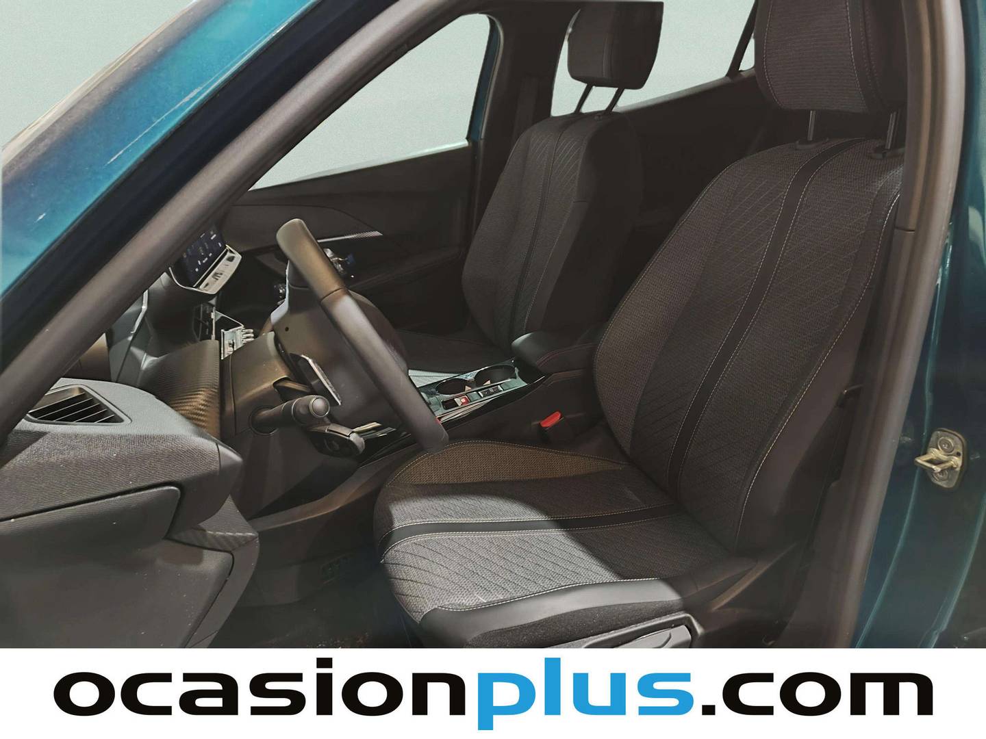 Foto asientos delanteros Peugeot 2008 Peugeot 2008 Allure Hybrid eDCS6 (145 CV)