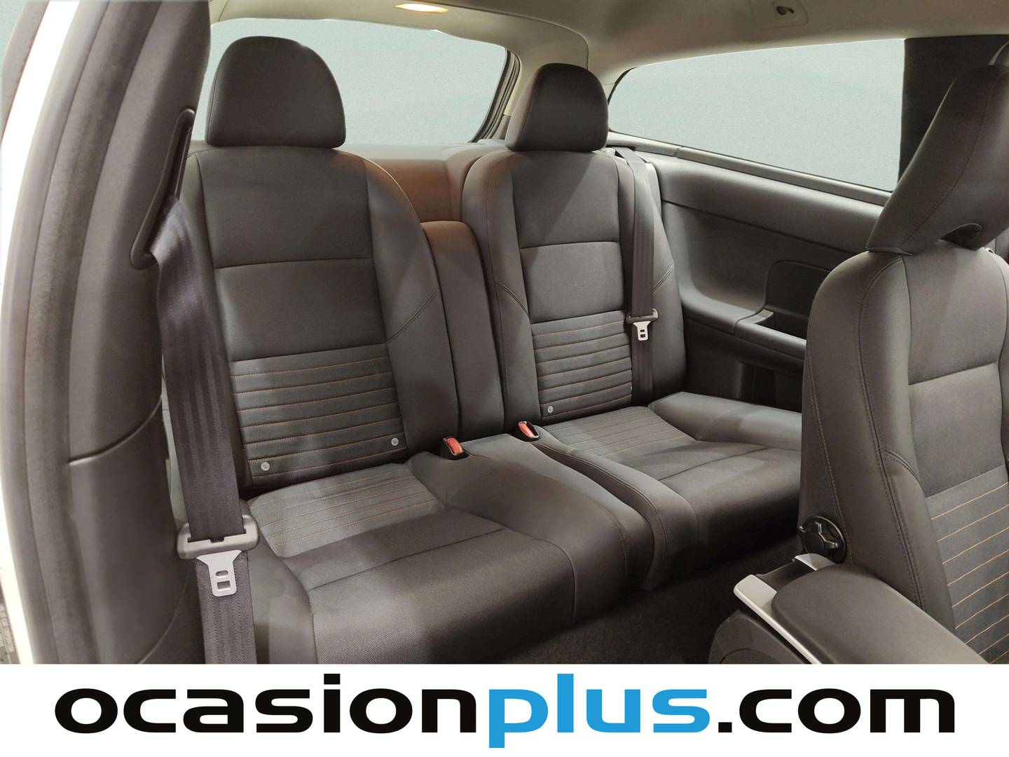 Volvo C30 Volvo C30 1.6D DRIVe Momentum (109 CV) al mejor precio