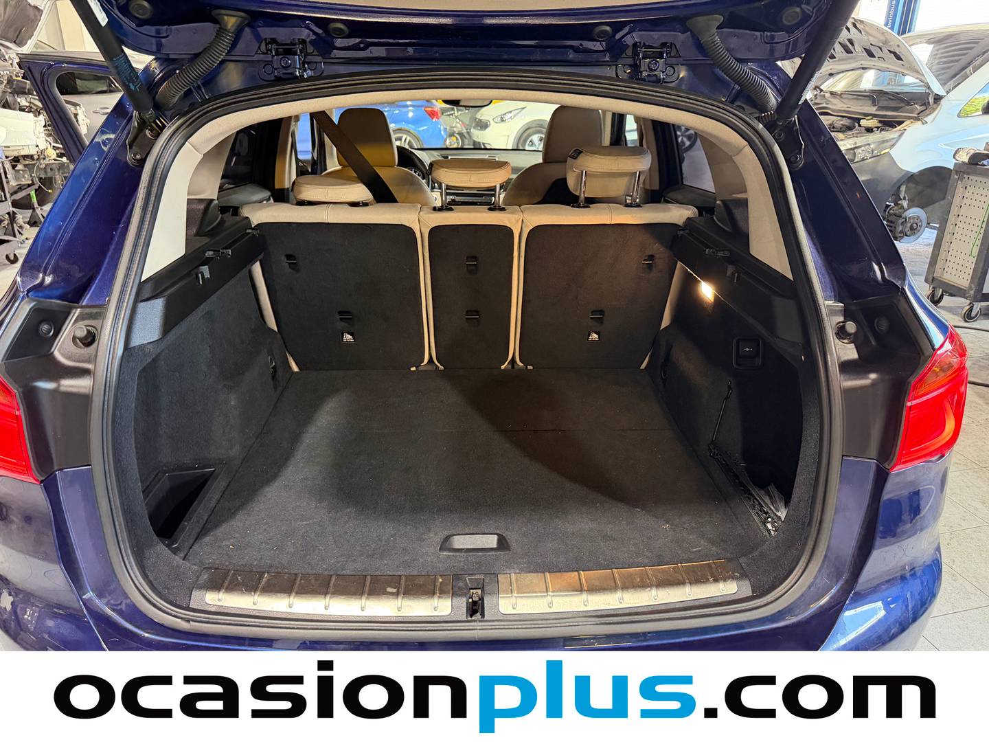 Fotos maletero BMW X1 BMW X1 sDrive18d (150 CV)
