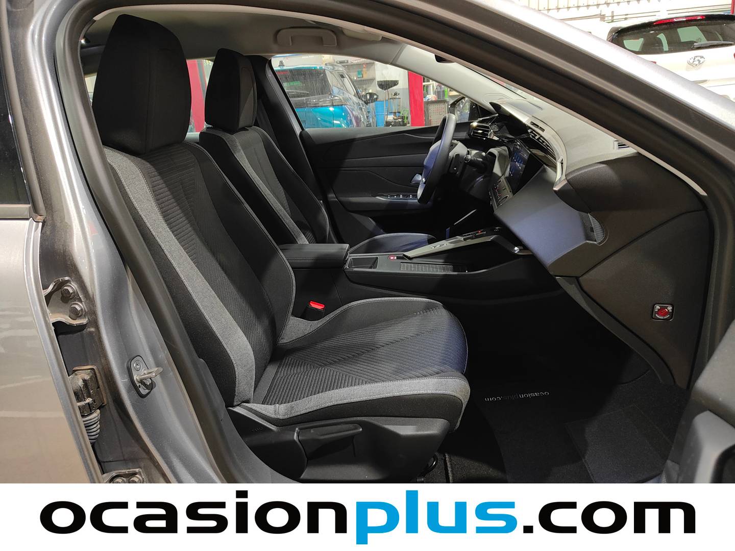 Foto Peugeot 308 Peugeot 308 PureTech 130 S&S Active Pack EAT8 (130 CV)