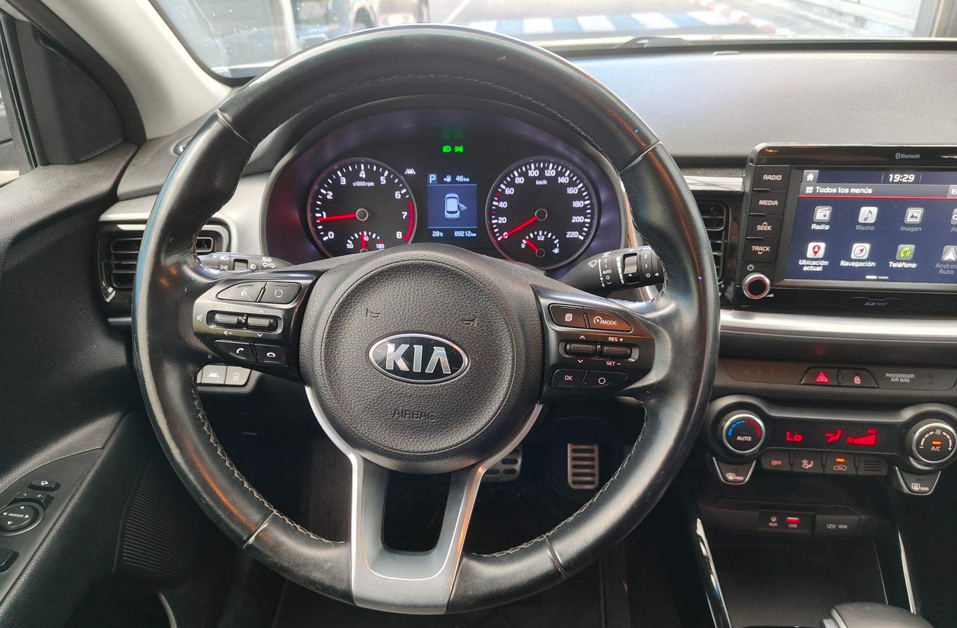 Kia Stonic 1.0 T-GDi Tech DCT - foto 23