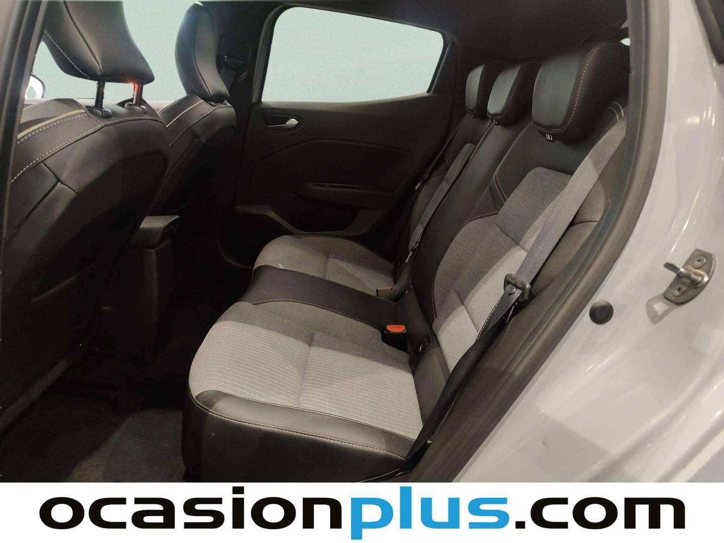 Foto asientos traseros Renault Clio Renault Clio Techno TCe (90 CV)
