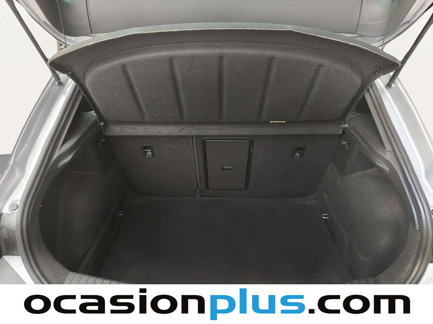Fotos maletero Seat León SEAT León 2.0 TDI S&S FR Go L DSG (150 CV)