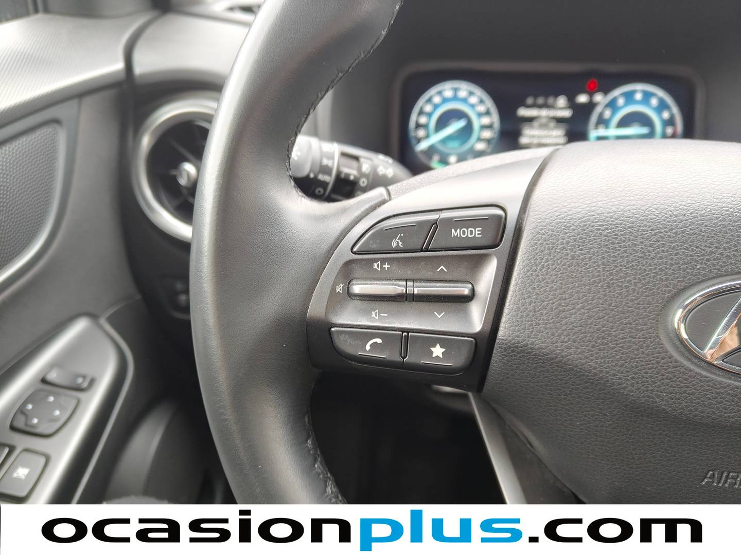 Foto Hyundai Kona Hyundai Kona 1.0 TGDi Maxx 4x2 (120 CV)