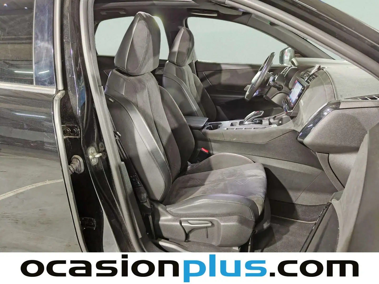 Foto DS DS 7 Crossback DS DS7 Crossback BlueHDi 130 Performance Line Auto (130 CV)