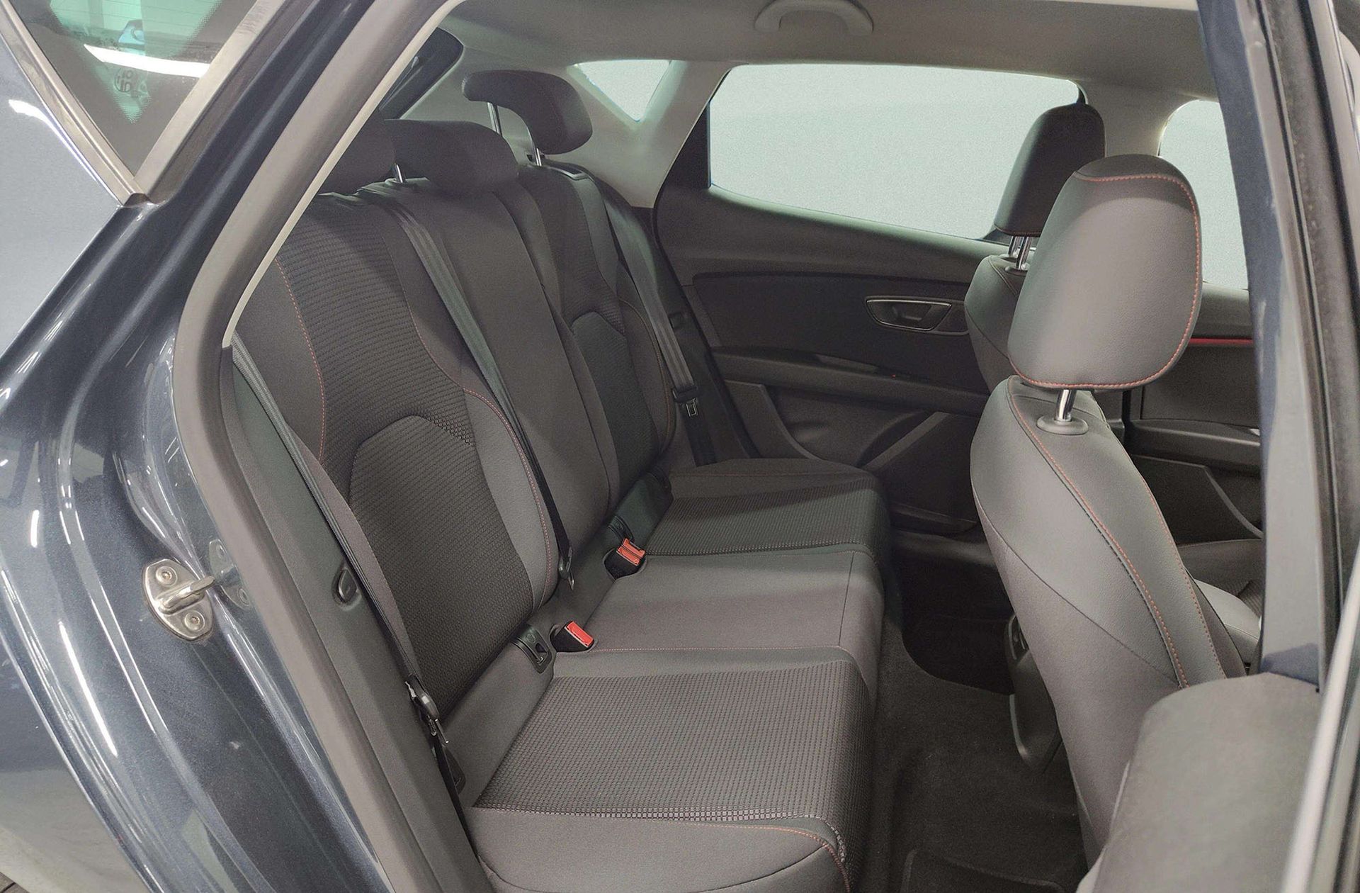 SEAT León 2.0 TSI FR Edition Plus DSG - foto 21