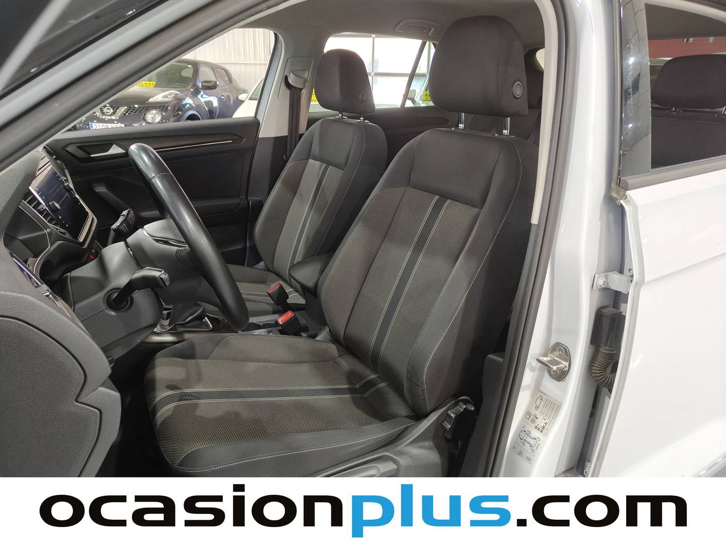 Foto asientos delanteros Volkswagen T-Roc Volkswagen T-Roc Advance Style 1.6 TDI (115 CV)