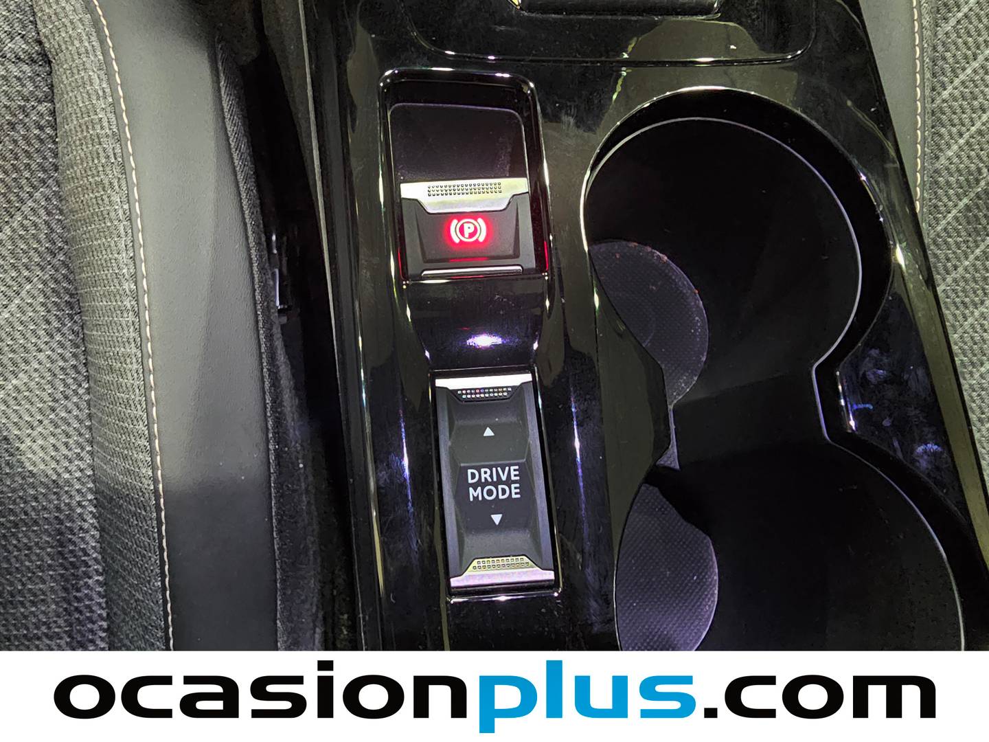 Peugeot 2008 Peugeot 2008 Allure Hybrid eDCS6 (145 CV) de segunda mano