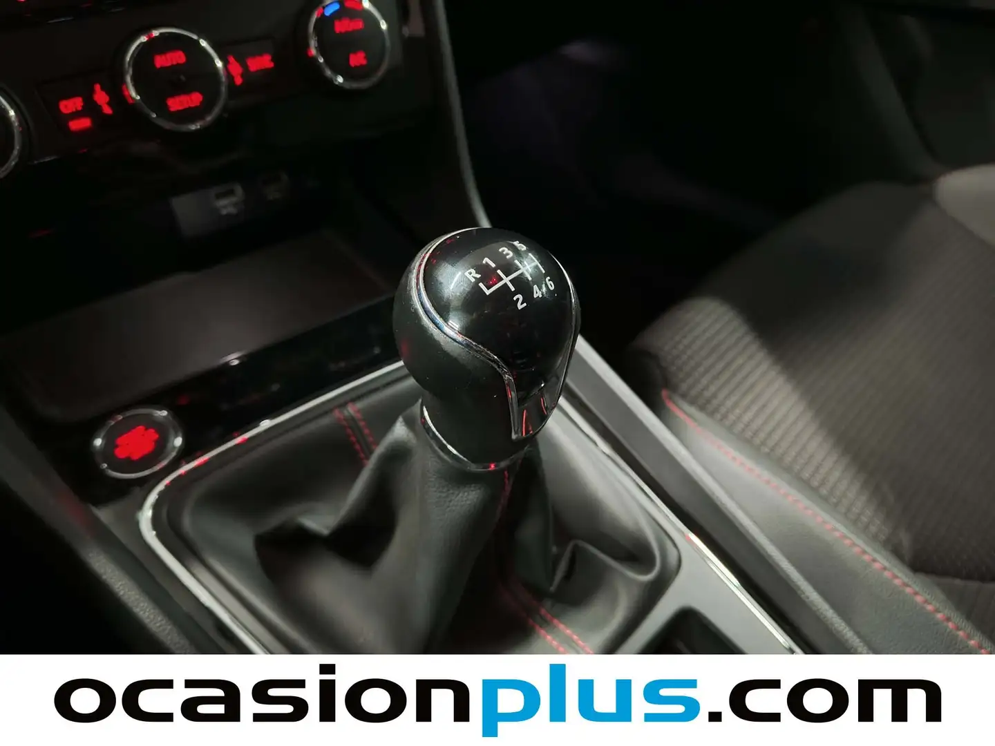 Foto Seat León SEAT León ST ST 1.5 EcoTSI S&S FR Edition Plus (130 CV)