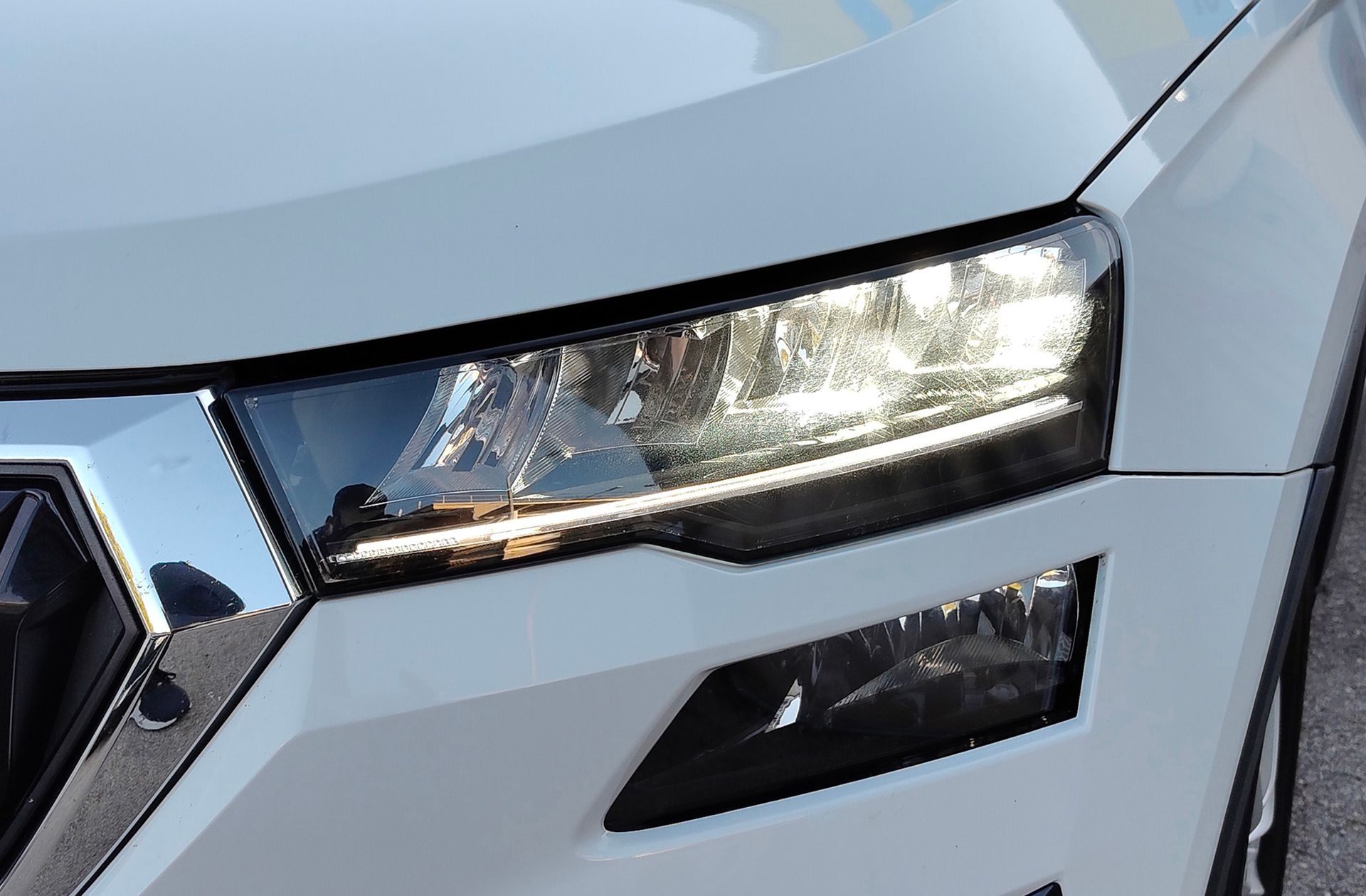 Škoda Karoq 2.0 TDI Selection - foto 13