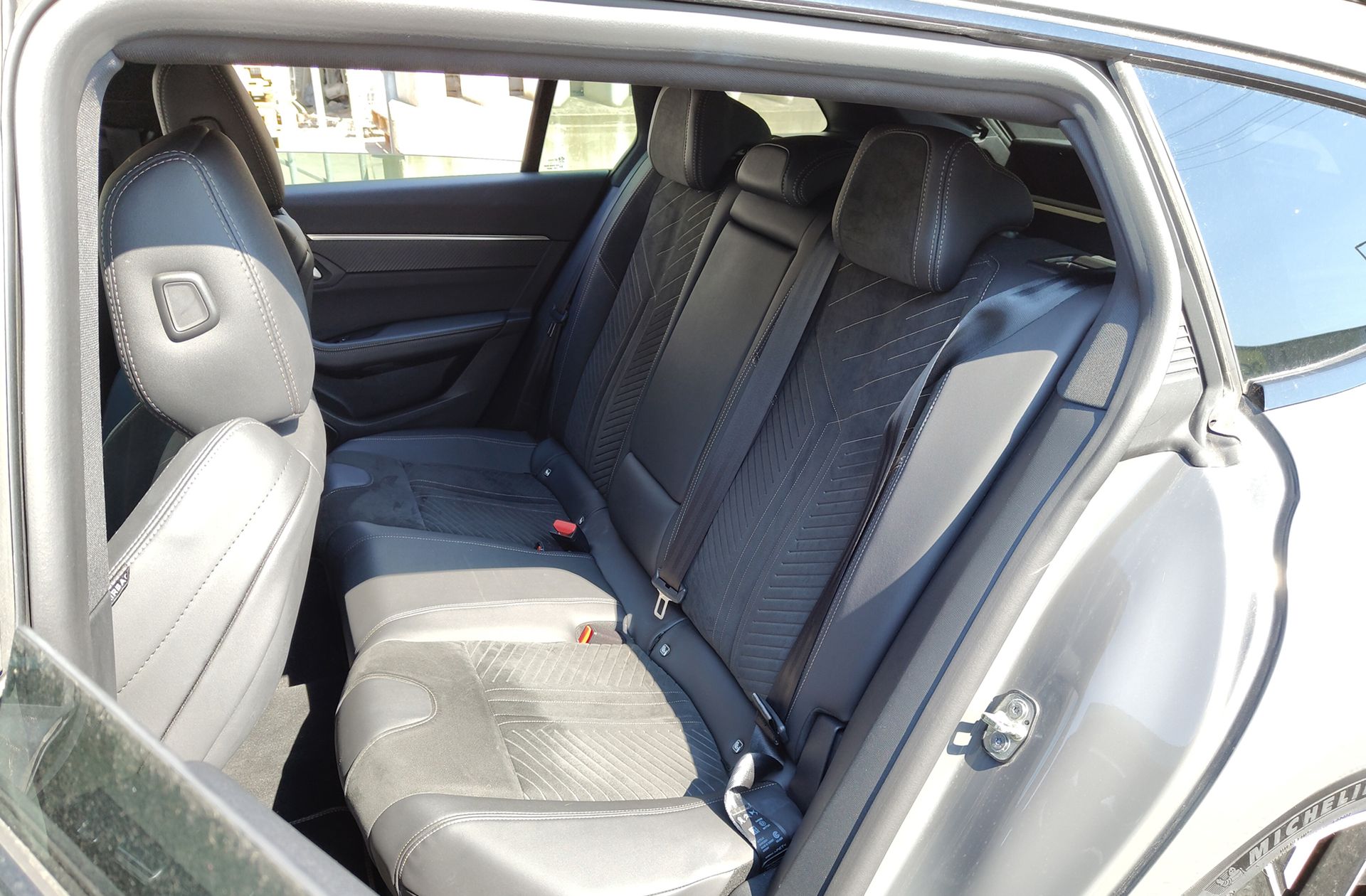 Peugeot 508 SW BlueHDi 130 GT EAT8 - foto 15