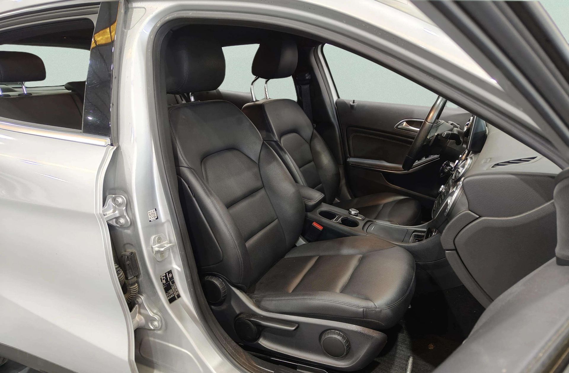 Mercedes-Benz GLA 220 CDI Edition 1 - foto 19