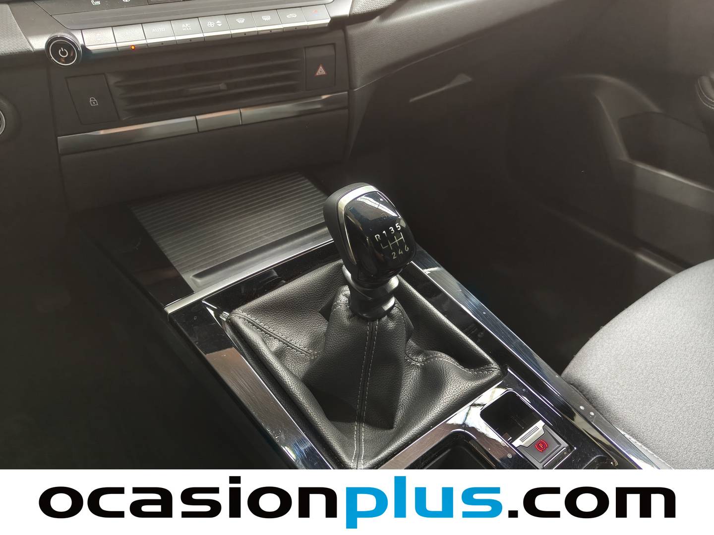 Foto Opel Astra Opel Astra 1.2 Turbo XHT GS (130 CV)