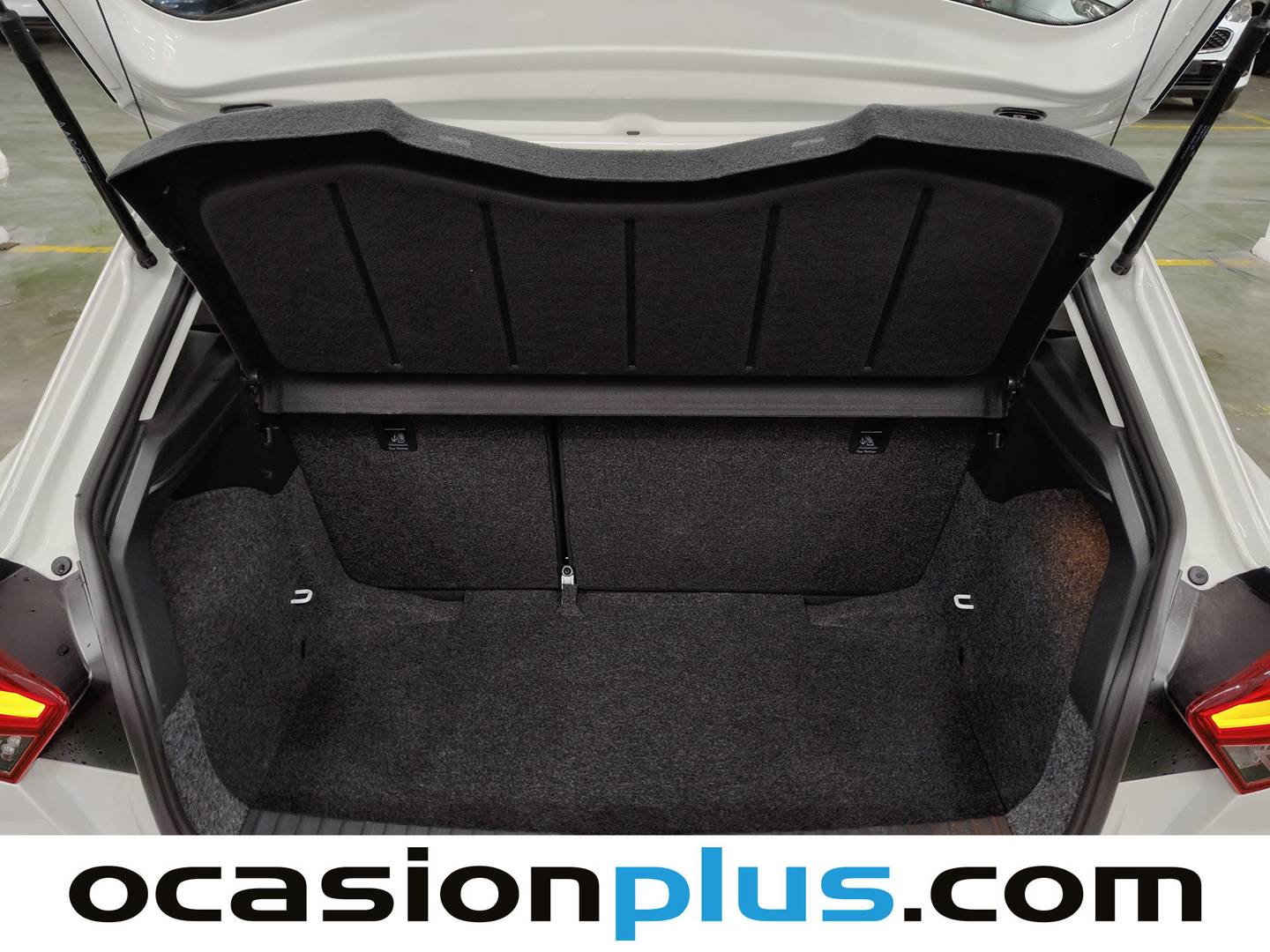 Fotos maletero Seat Ibiza Seat Ibiza 1.0 MPI S&S Reference XM (80 CV)
