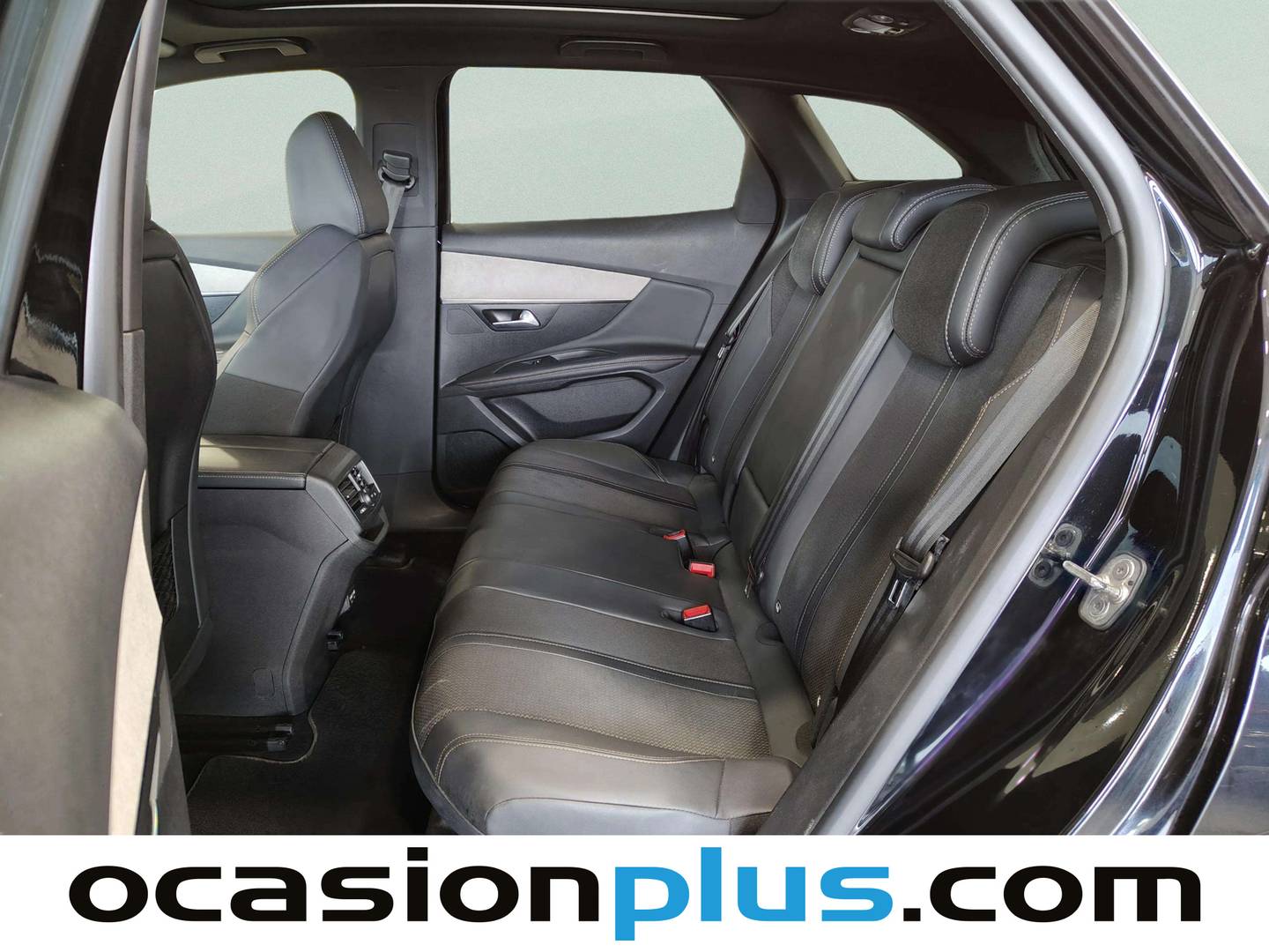 Foto Peugeot 3008 Peugeot 3008 PureTech 130 S&S GT EAT8 (130 CV)