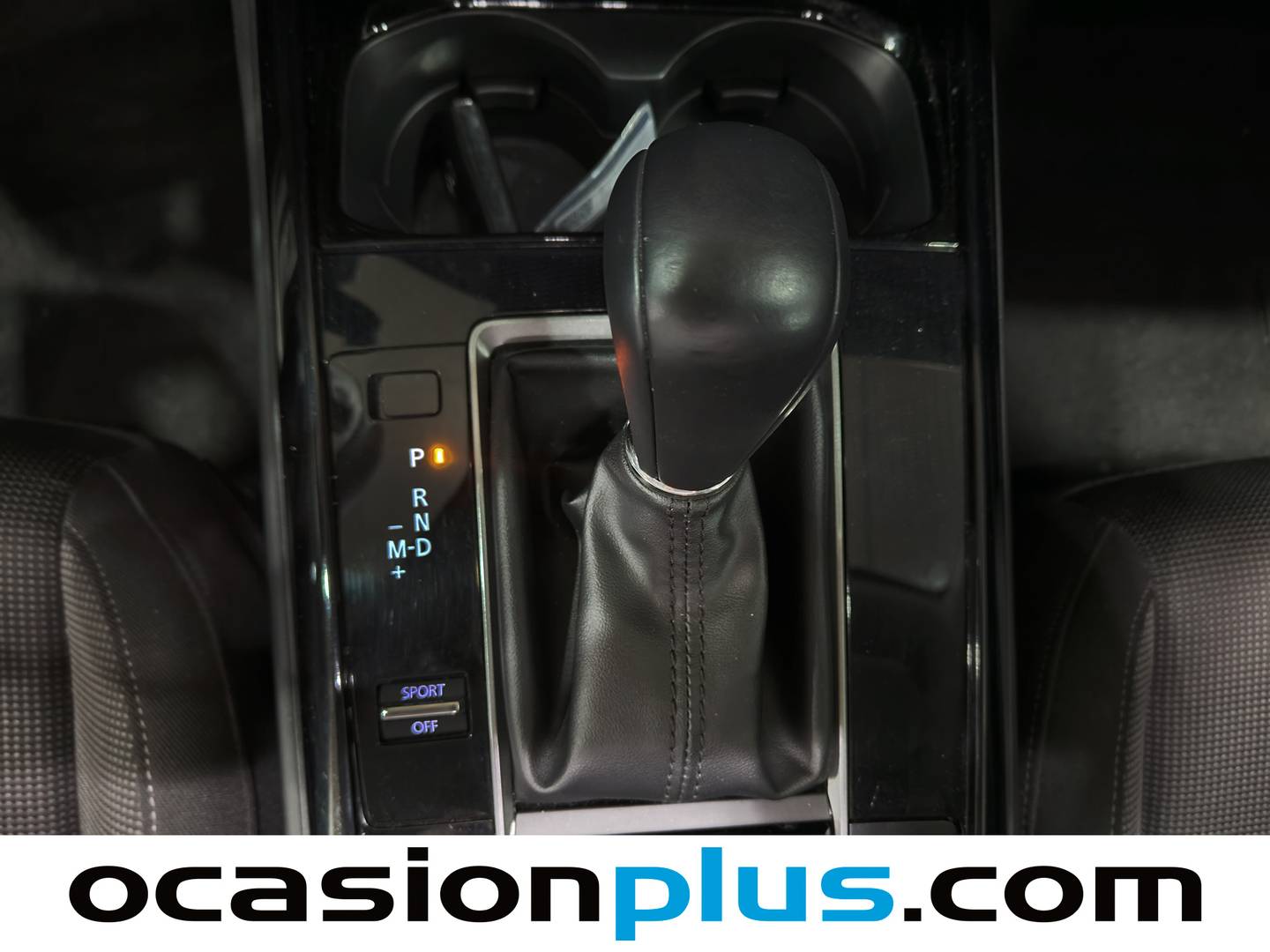 Foto Mazda CX-30 Mazda CX-30 2.5 e-Skyactive G MHEV Prime-Line AT (140 CV)