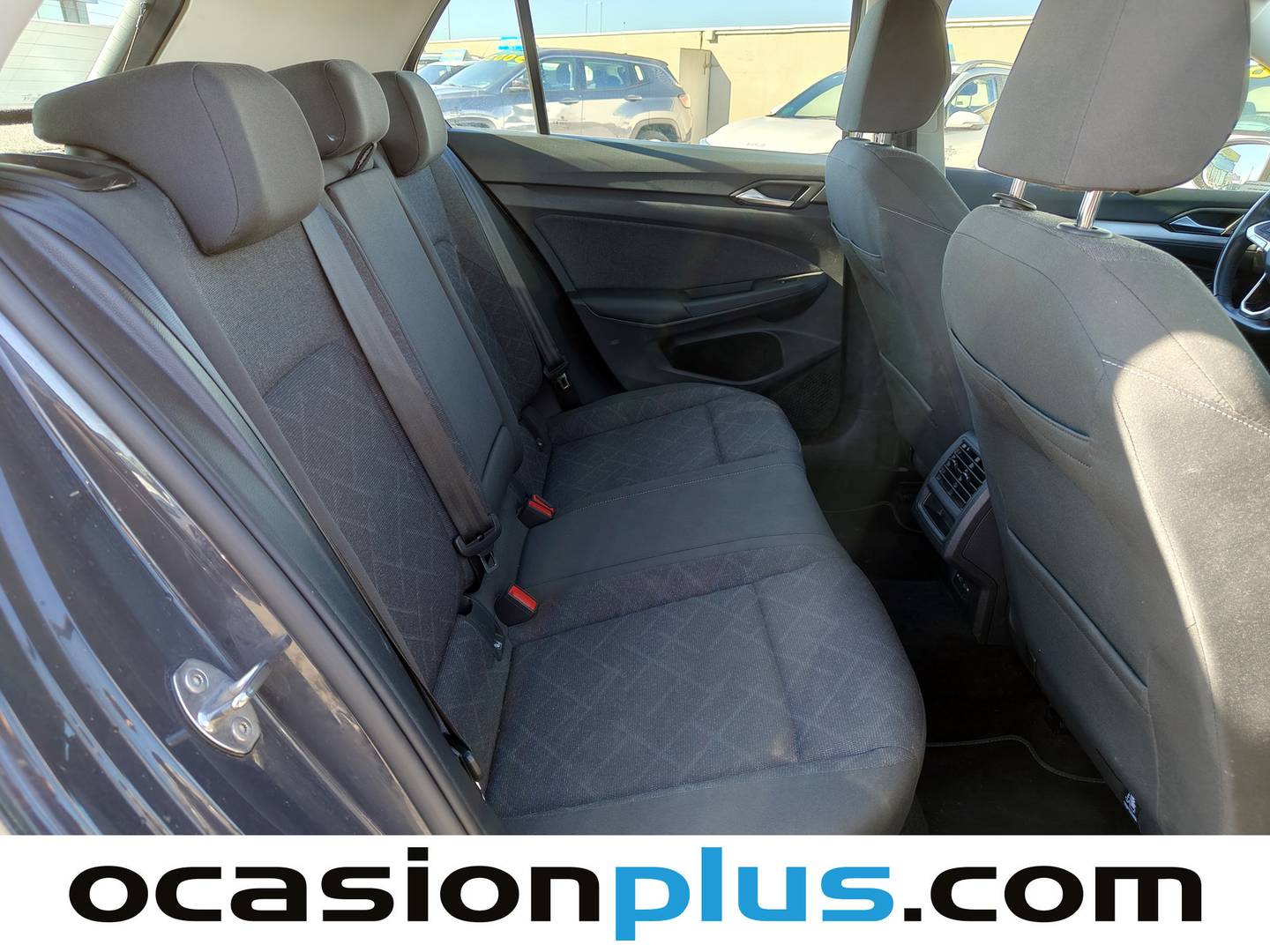 Foto Volkswagen Golf Volkswagen Golf Life 1.0 eTSI  (110 CV) DSG