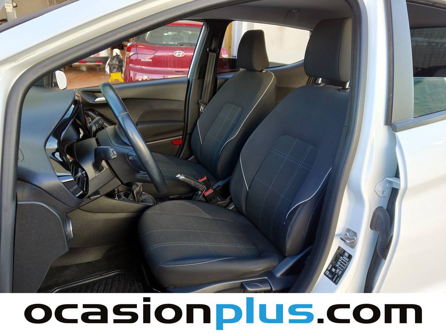Foto asientos delanteros Ford Fiesta Ford Fiesta 1.1 Ti-VCT Trend+ (85 CV)