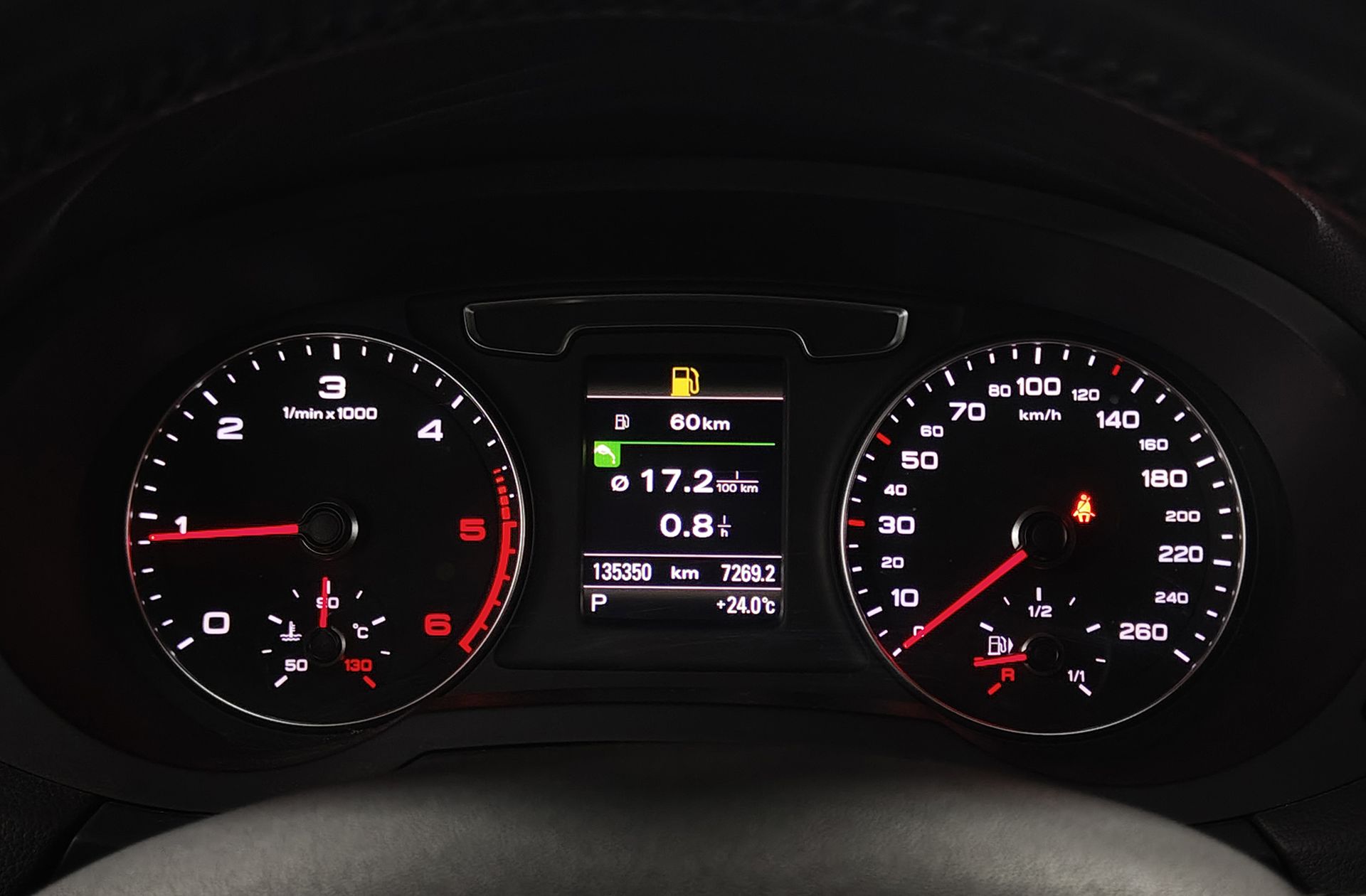Audi Q3 design edition 2.0 TDI S tronic - foto 27