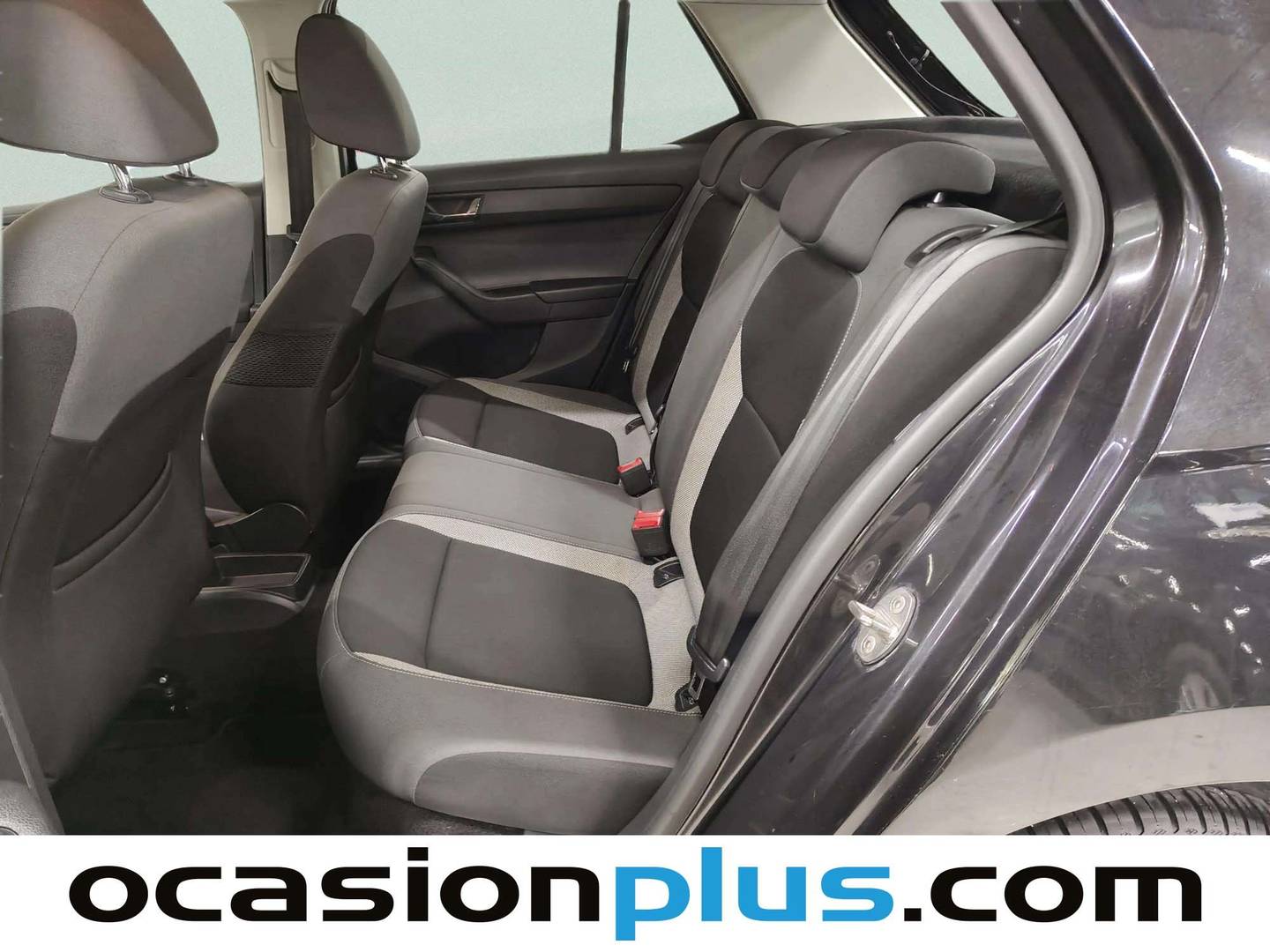 Foto asientos traseros Skoda Fabia Skoda Fabia 1.2 TSI Ambition (90 CV)