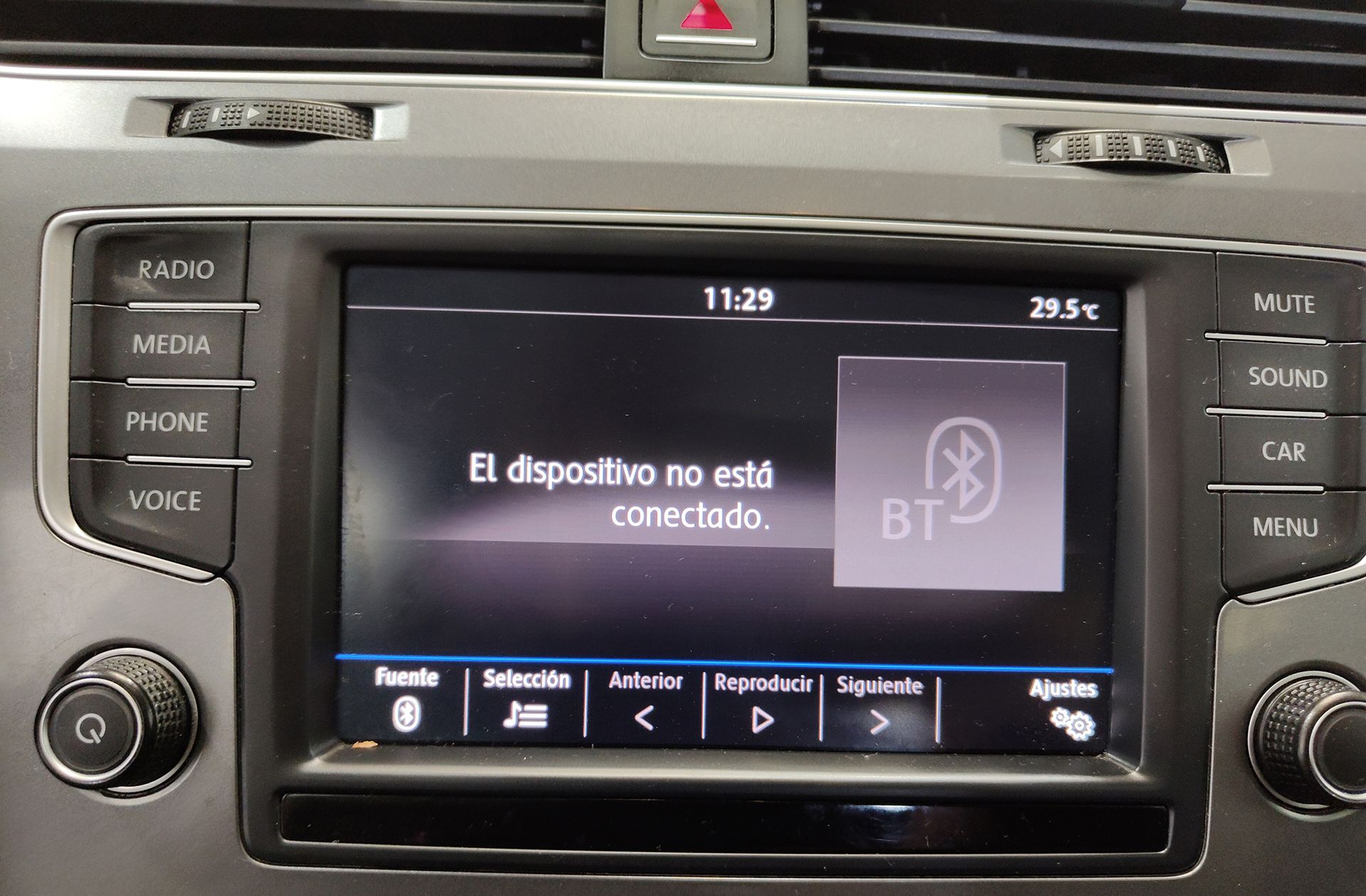 Volkswagen Golf Special Edition 1.2 TSI BMT - foto 24