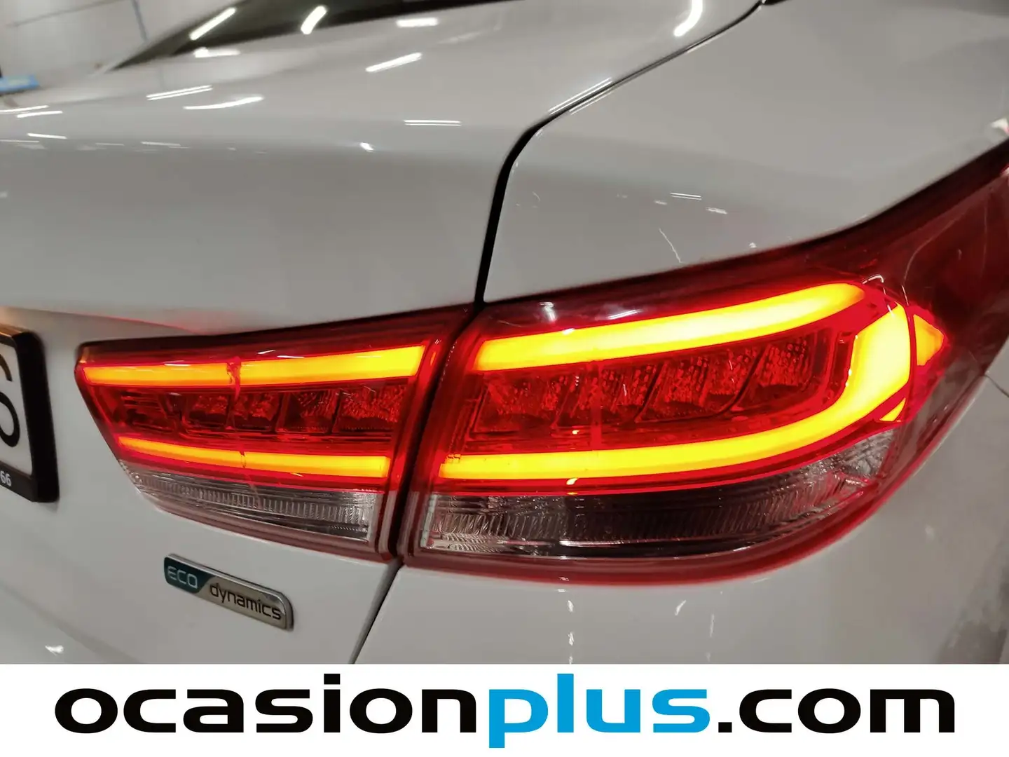 Foto KIA Optima Kia Optima 1.7 CRDI Eco-Dynamics Emotion DCT (141 CV)