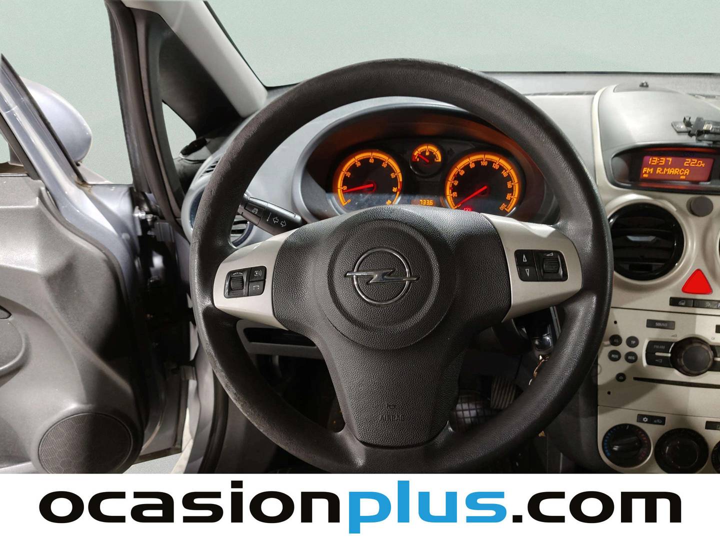 Extras y acabados del Opel Corsa Opel Corsa 1.2 Enjoy (80 CV)