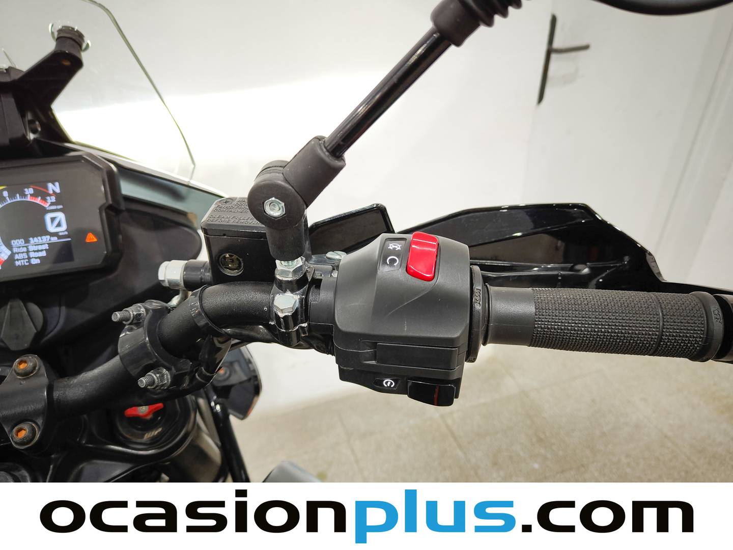 KTM Adventure 390 ABS KTM Adventure 390 ABS 390 ABS (44 CV) de segunda mano