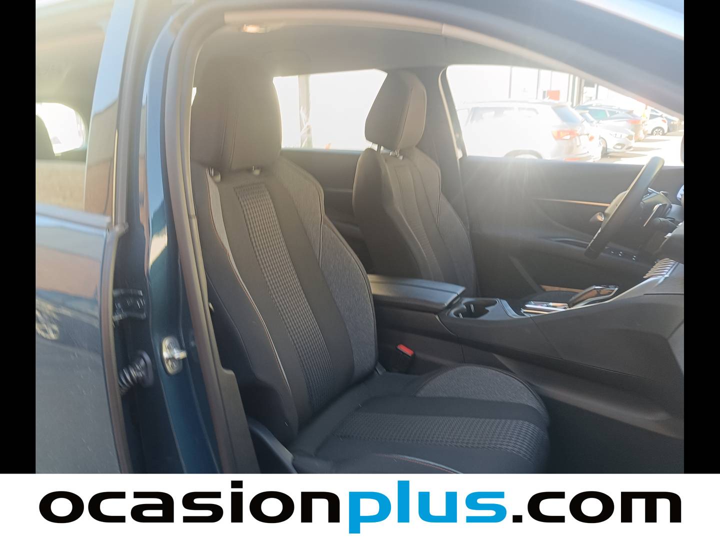 Foto Peugeot 5008 Peugeot 5008 BlueHDI 130 S&S Active Pack EAT8 (130 CV)