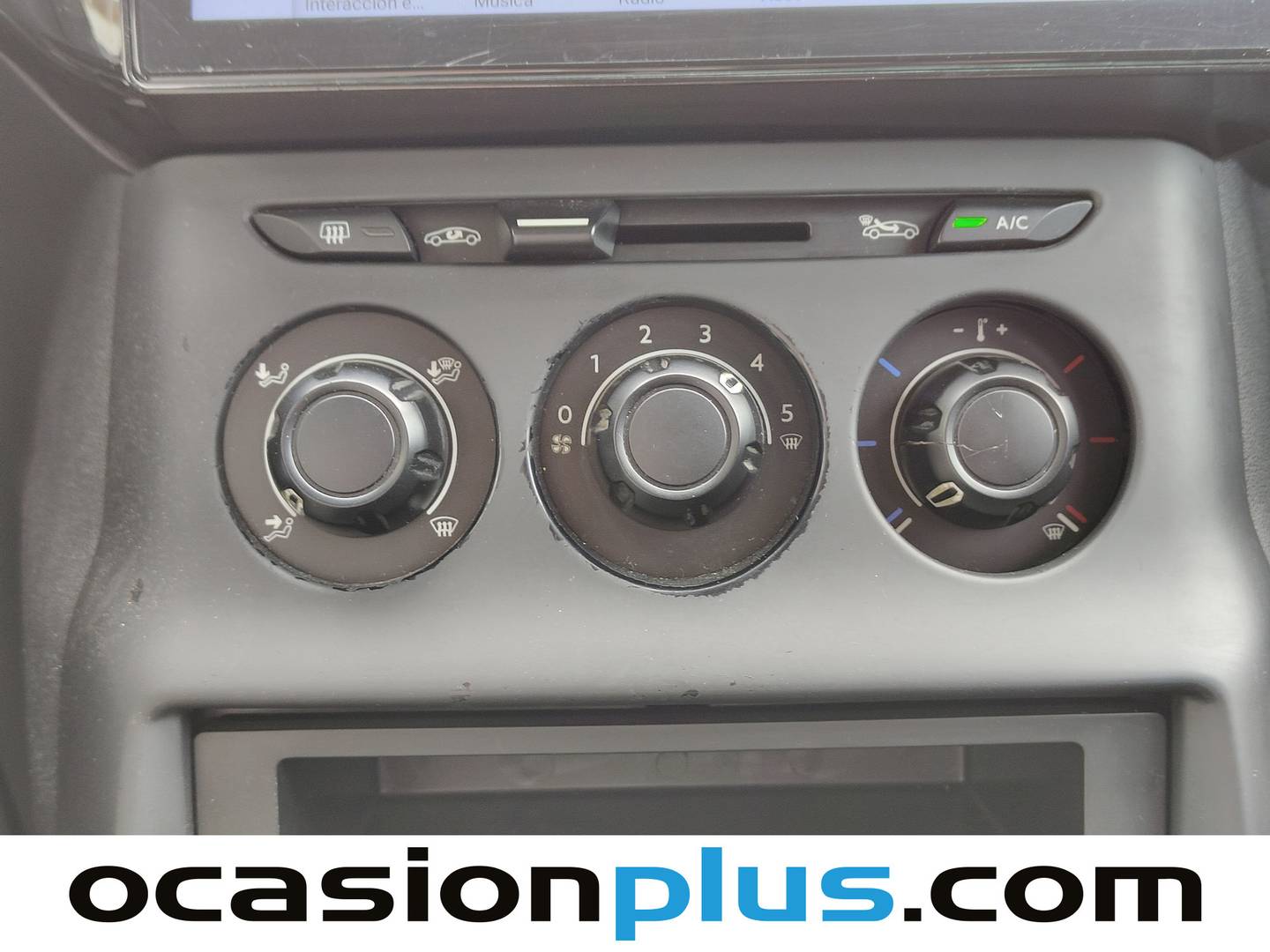 Extras y acabados del Citroën C3 Citroën C3 PureTech 82 Tonic (82 CV)