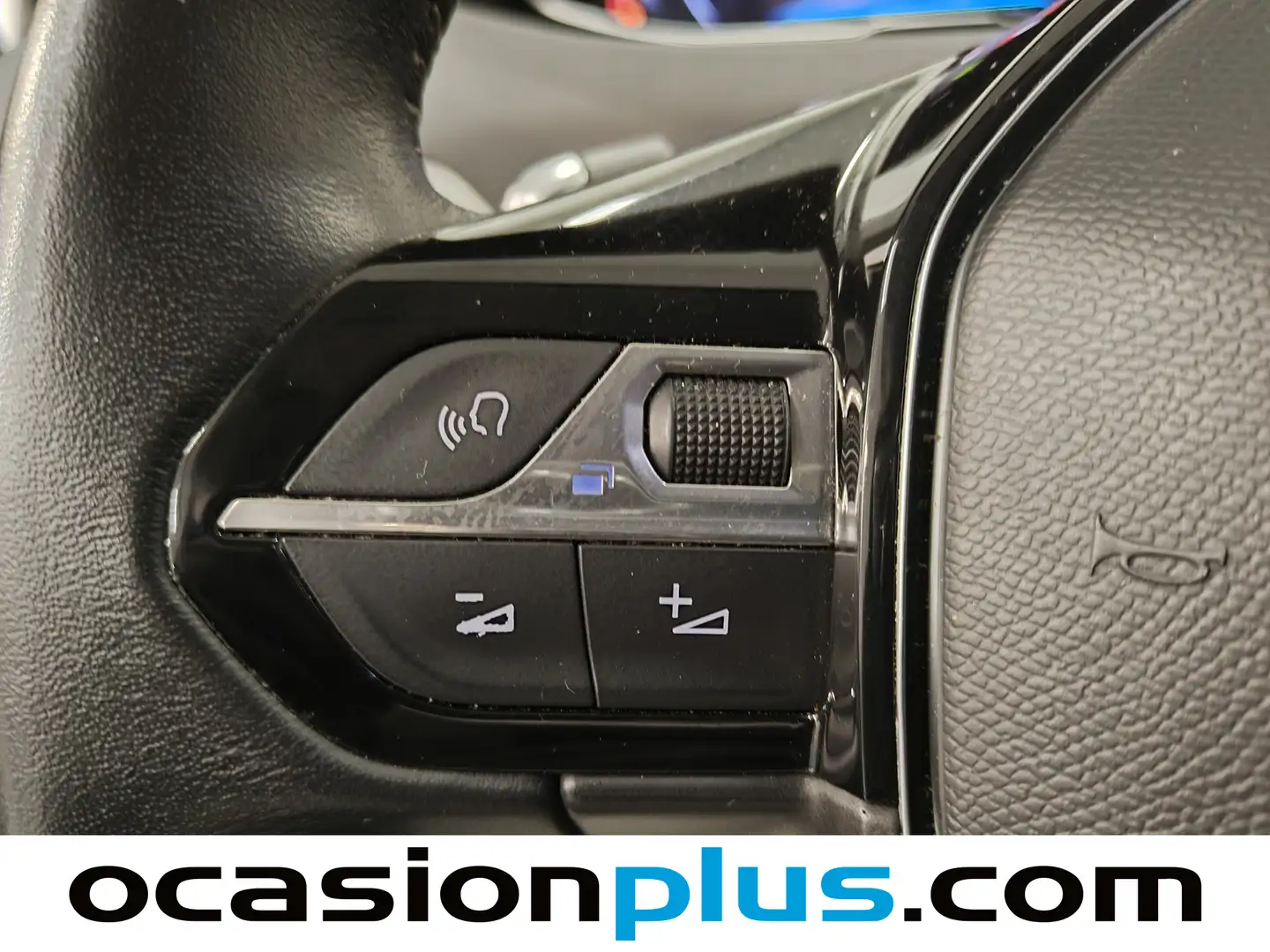 Foto Peugeot 3008 Peugeot 3008 PureTech 130 S&S Allure EAT8 (130 CV)