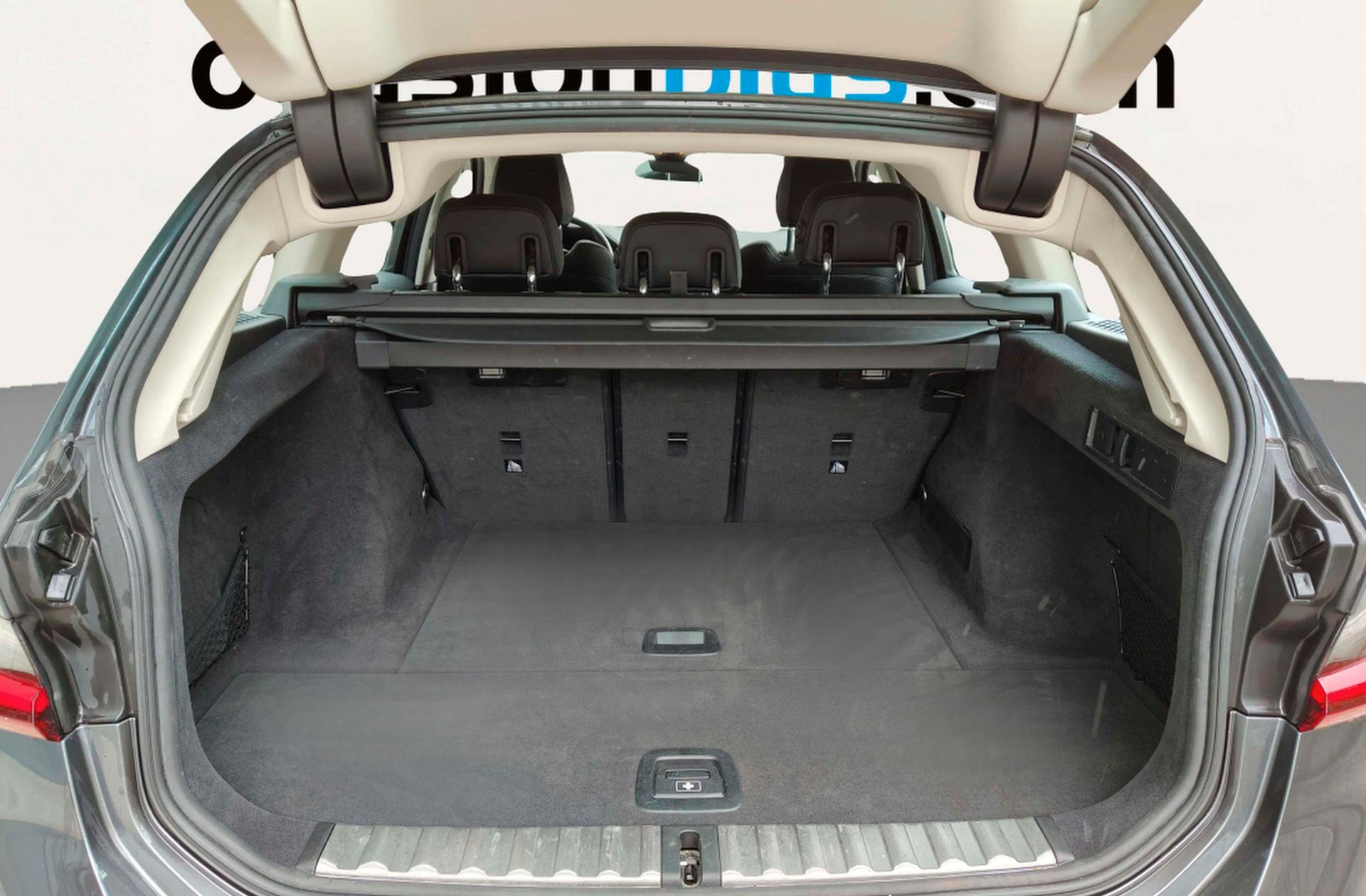 BMW Serie 3 318d Touring - foto 18