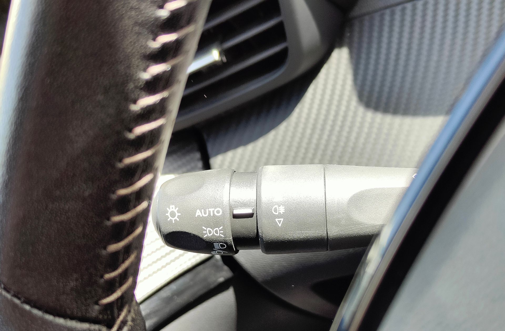 Peugeot 208 PureTech 75 Active - foto 23