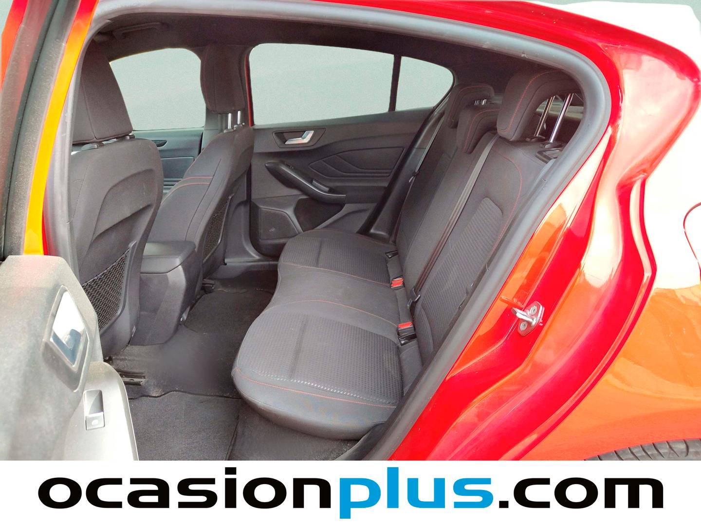 Foto asientos traseros Ford Focus Ford Focus 1.0 Ecoboost MHEV ST-Line (125 CV)