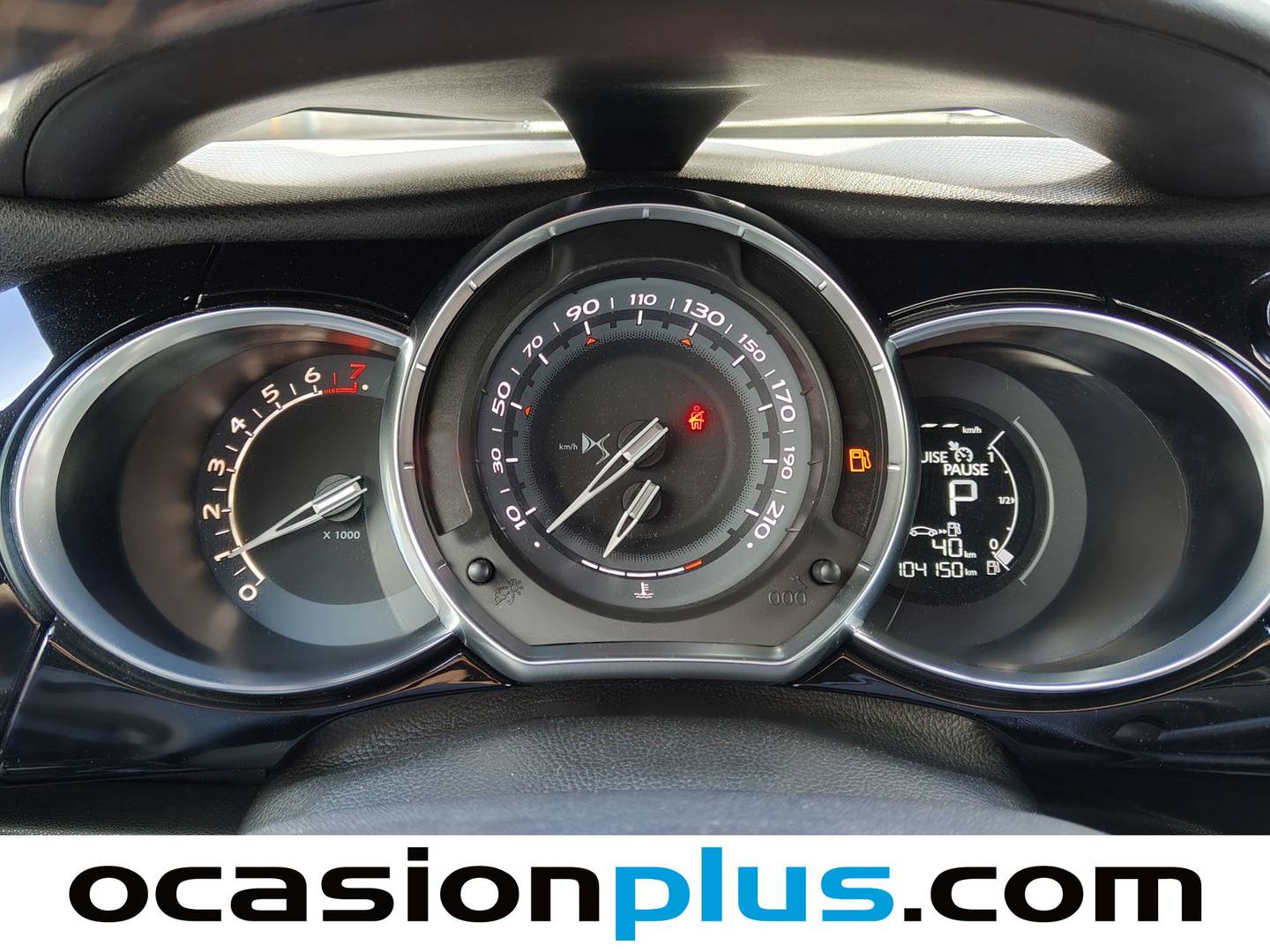 Foto DS DS 3 DS DS3 Crossback PureTech 110 S&S Dark Side EAT6  (110 CV)