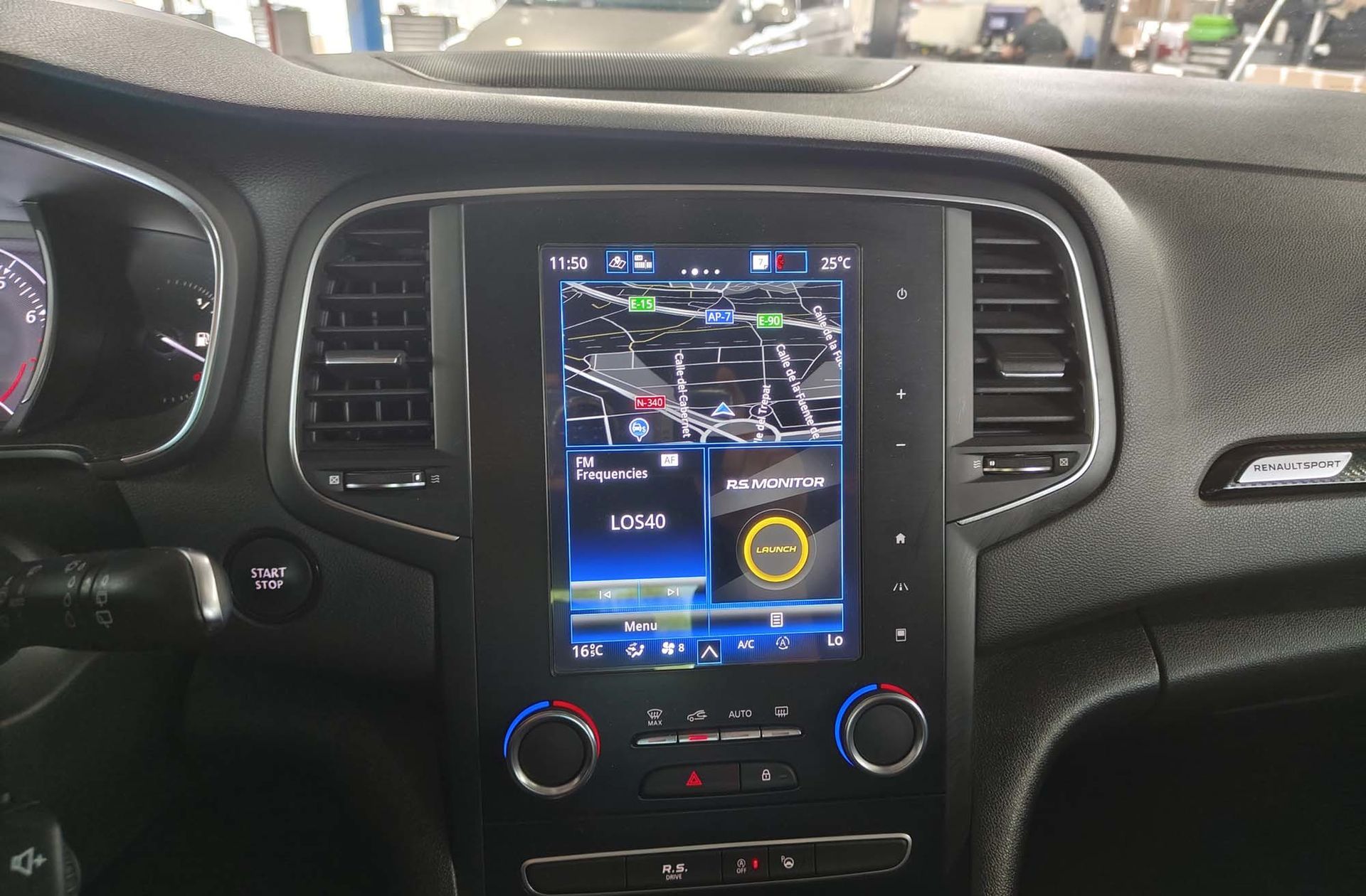 Renault Mégane RS Energy TCe EDC - foto 8