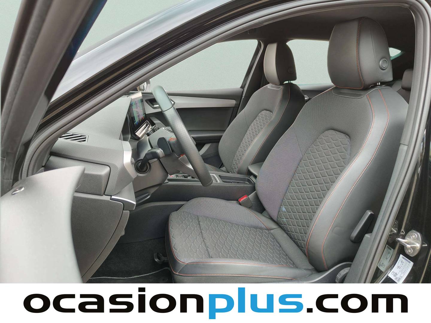 Foto asientos delanteros Seat León Seat León 1.5 eTSI S&S FR Special Edition Vision DSG (150 CV)