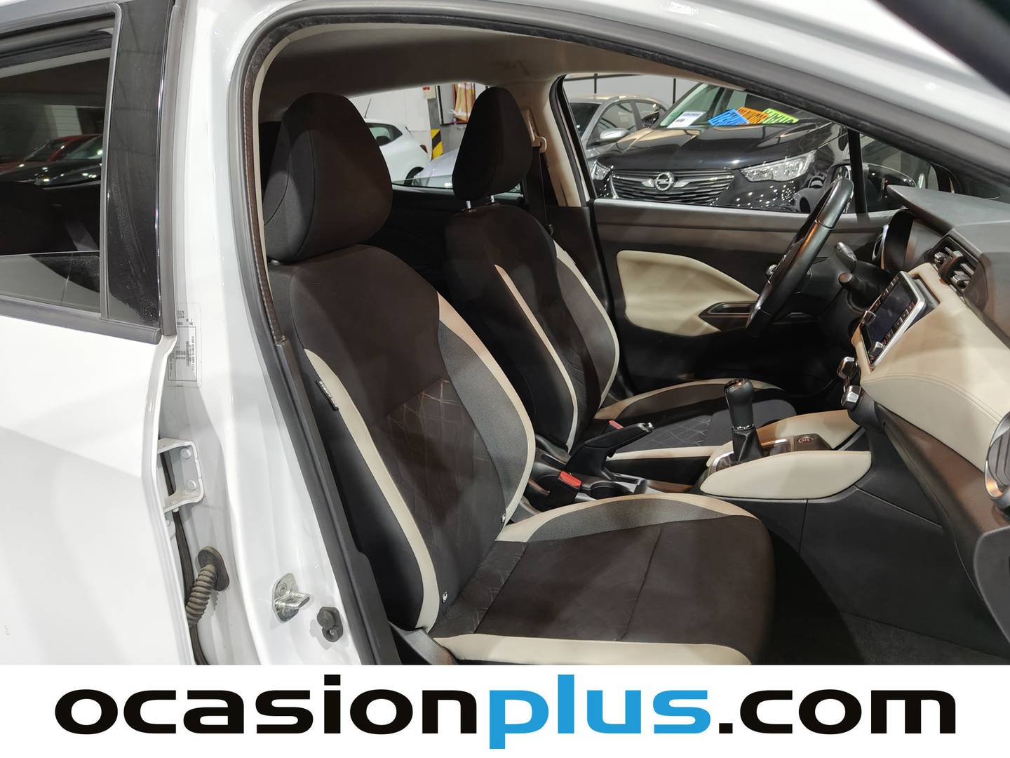 Foto Nissan Micra Nissan Micra IG-T N-Design Black (92 CV)