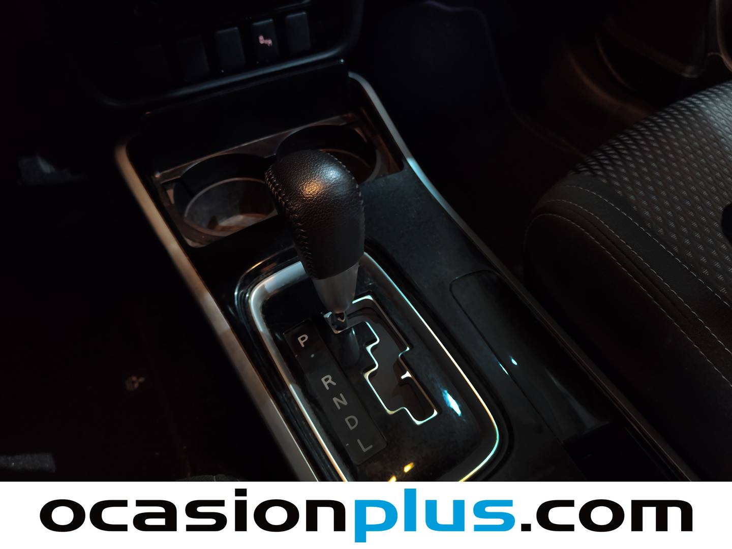 Foto Mitsubishi Outlander Mitsubishi Outlander 200 MPI Motion 2WD CVT (150 CV) GLP