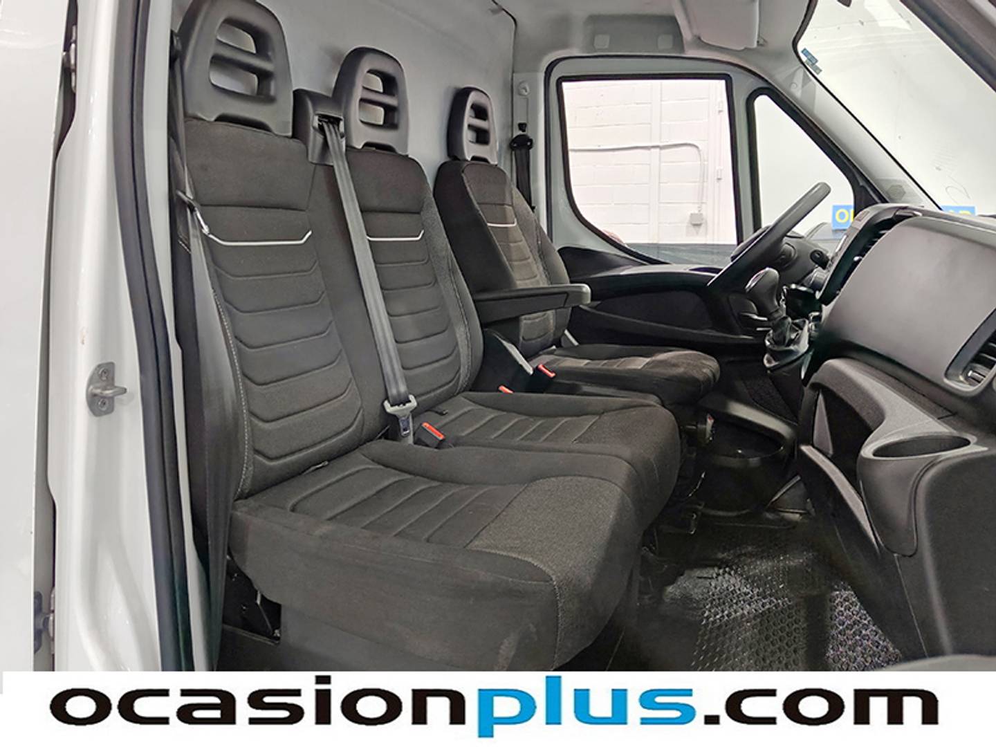 Iveco Daily Iveco Daily Furgon 35S 16 V 3520L/H2 Auto (156 CV) seminuevo